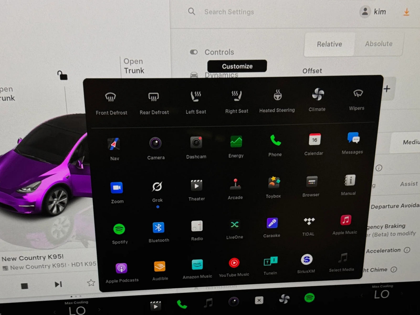 Thumbnail: 2023 Tesla Model Y - 3