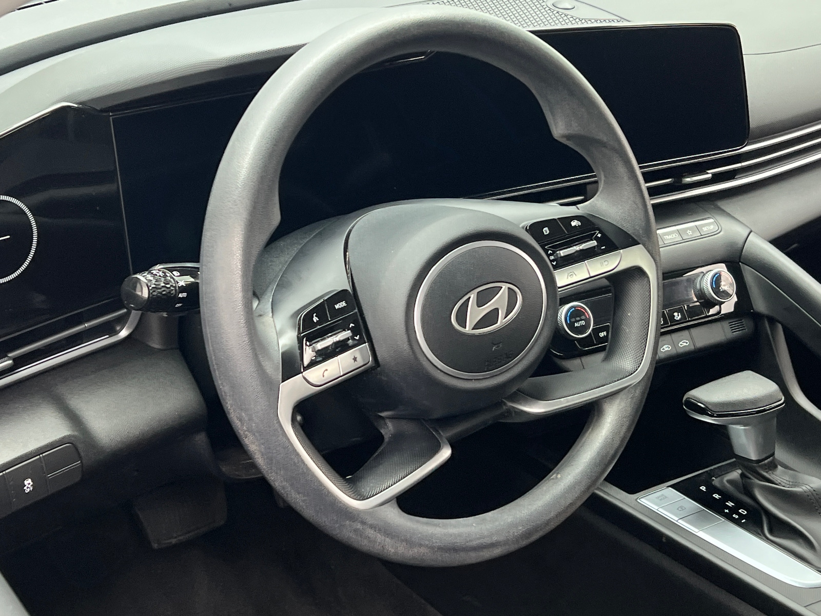 Thumbnail: 2024 Hyundai Elantra - 5