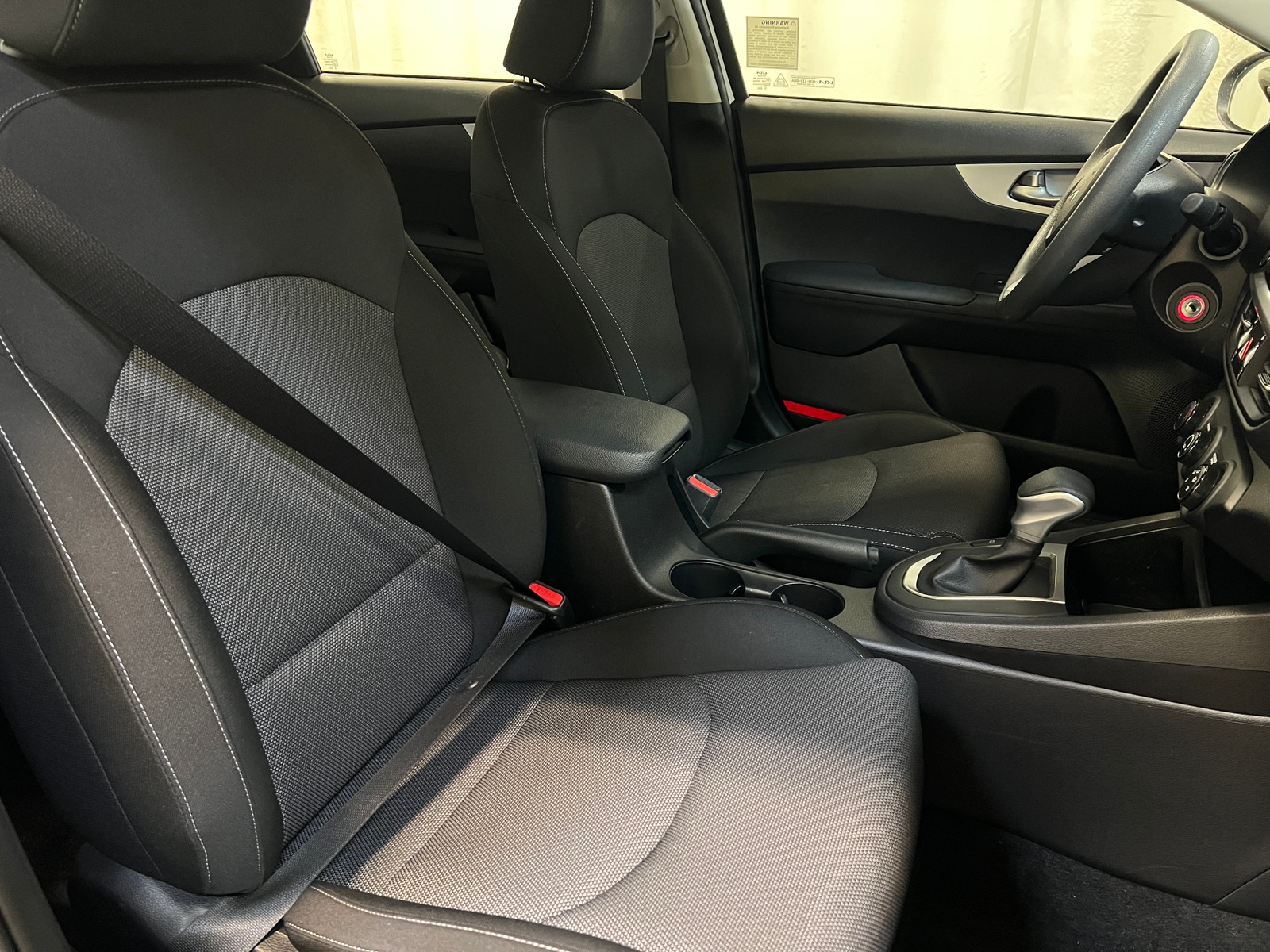 Thumbnail: 2022 Kia Forte - 2