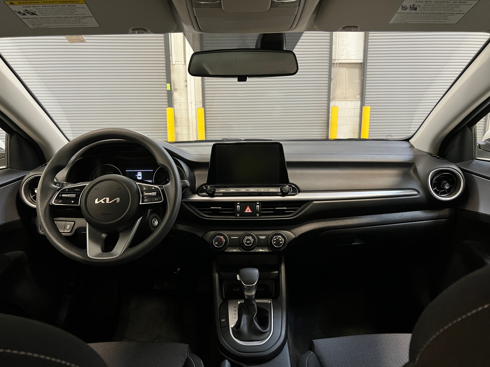 Thumbnail: 2022 Kia Forte - 3