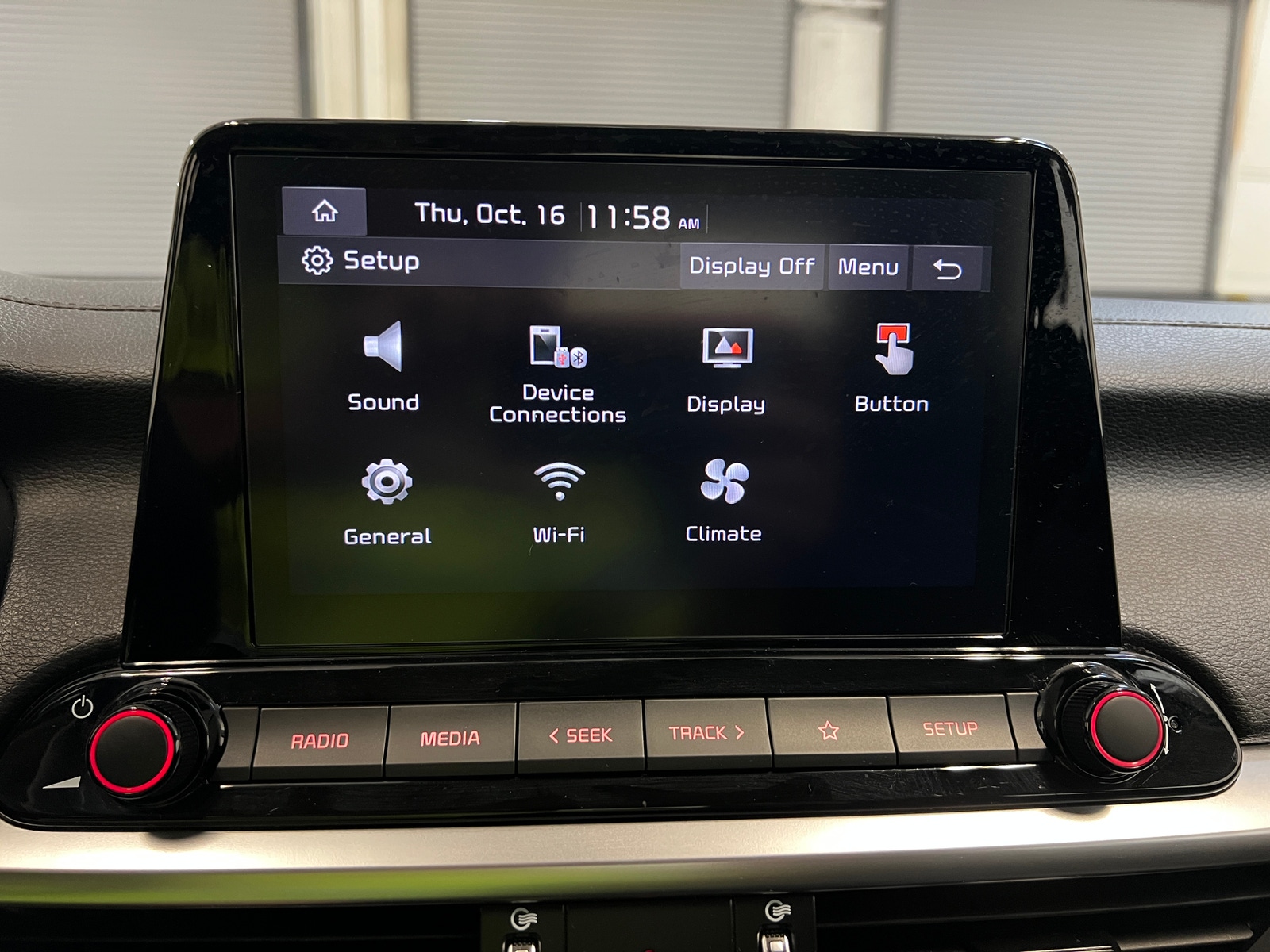 Thumbnail: 2022 Kia Forte - 4