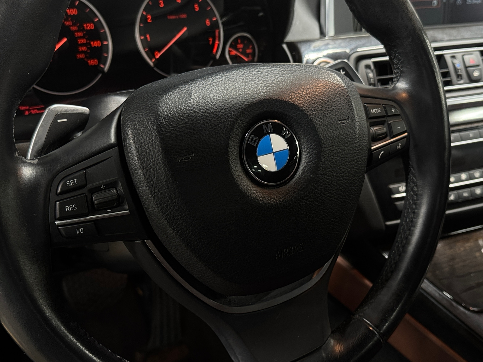 Thumbnail: 2012 BMW 6 Series - 4