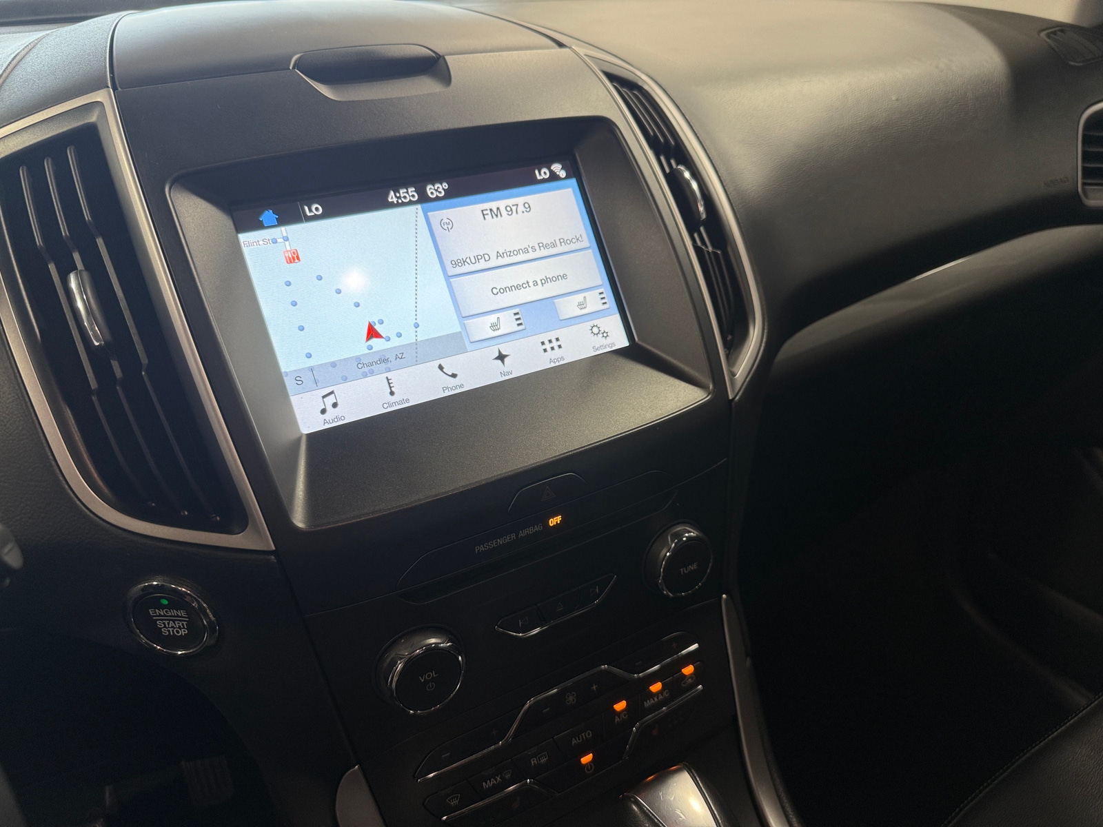 Thumbnail: 2018 Ford Edge - 3