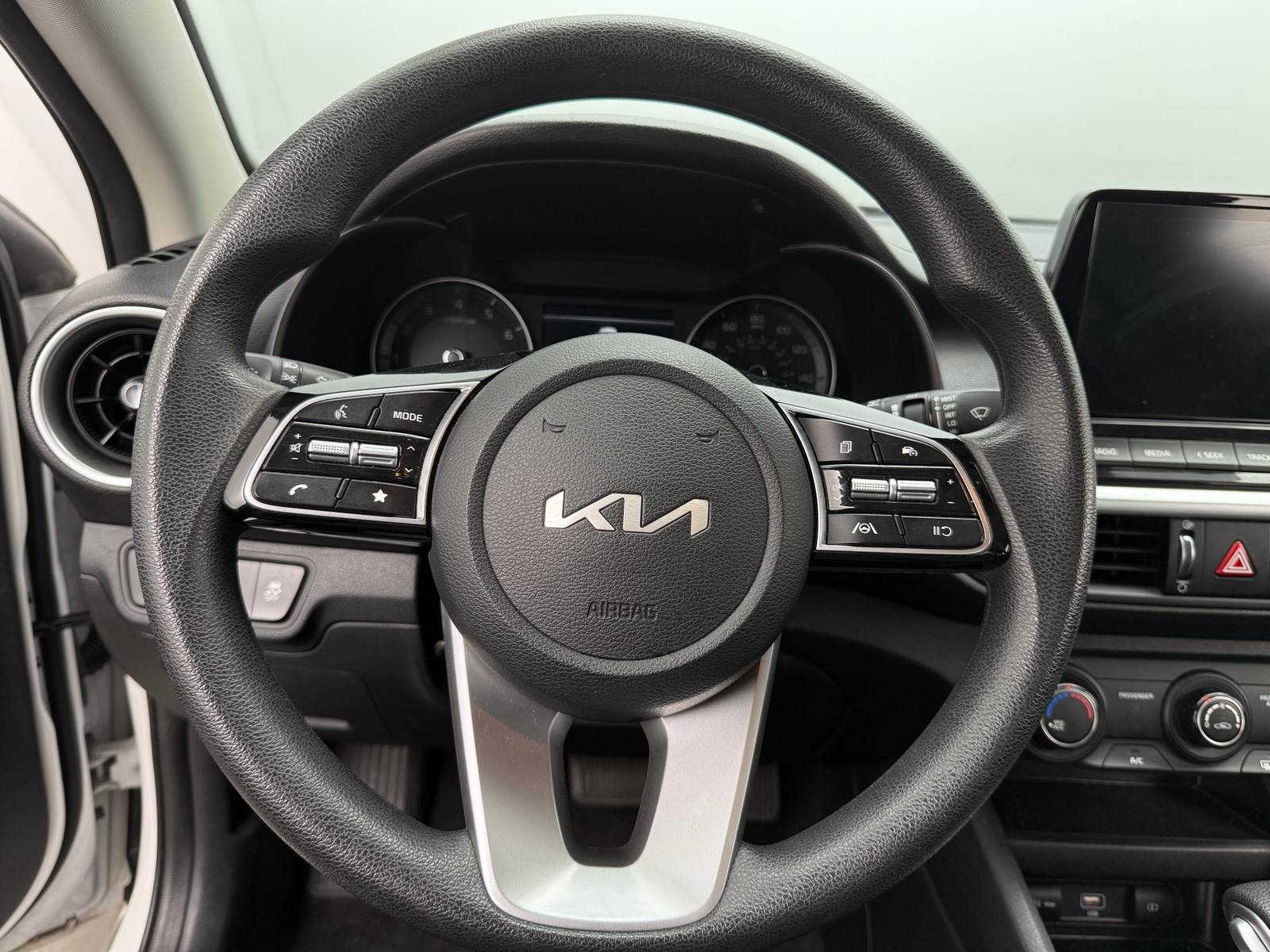 Thumbnail: 2024 Kia Forte - 5