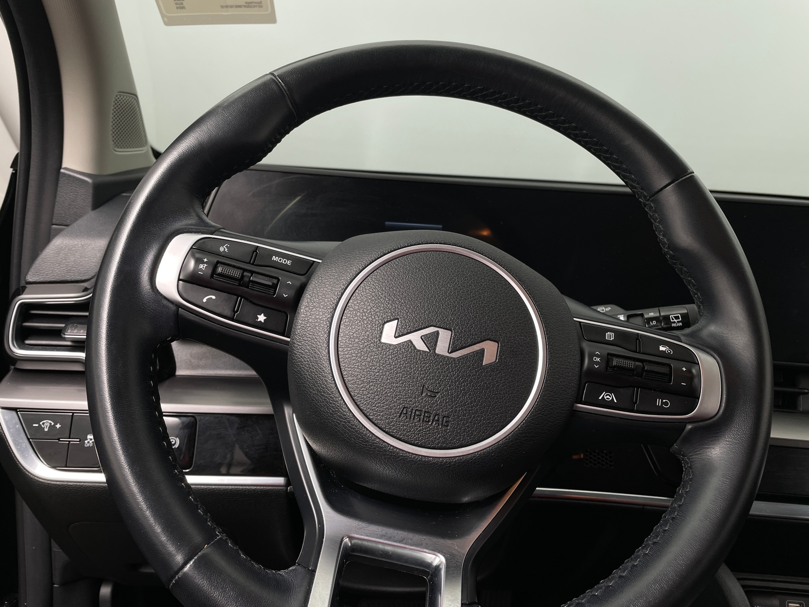 Thumbnail: 2024 Kia Sportage - 4