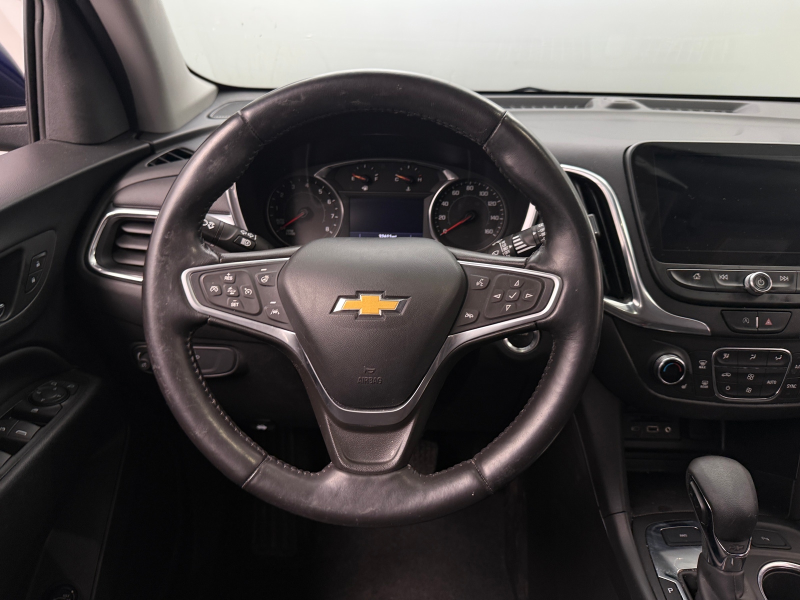 Thumbnail: 2022 Chevrolet Equinox - 5