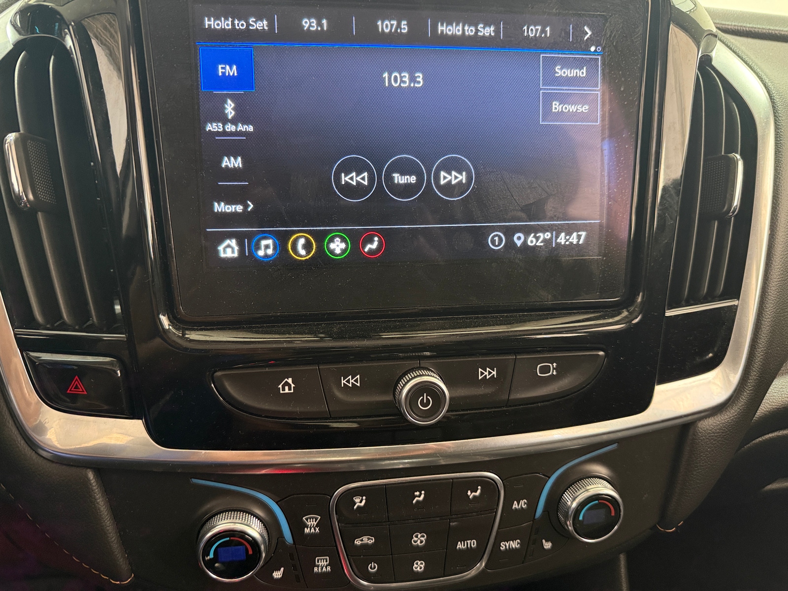 Thumbnail: 2021 Chevrolet Traverse - 4