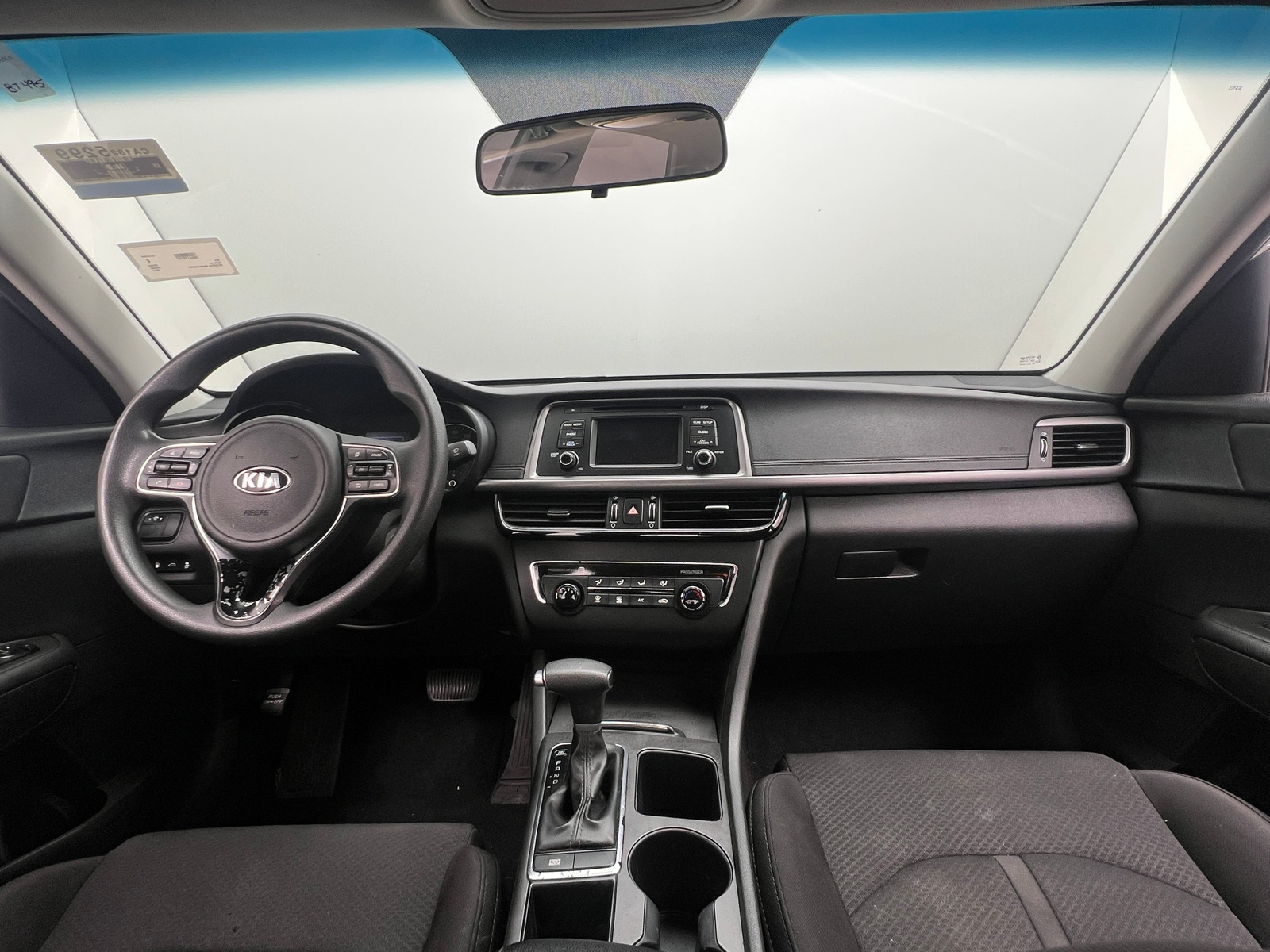 Thumbnail: 2017 Kia Optima - 3