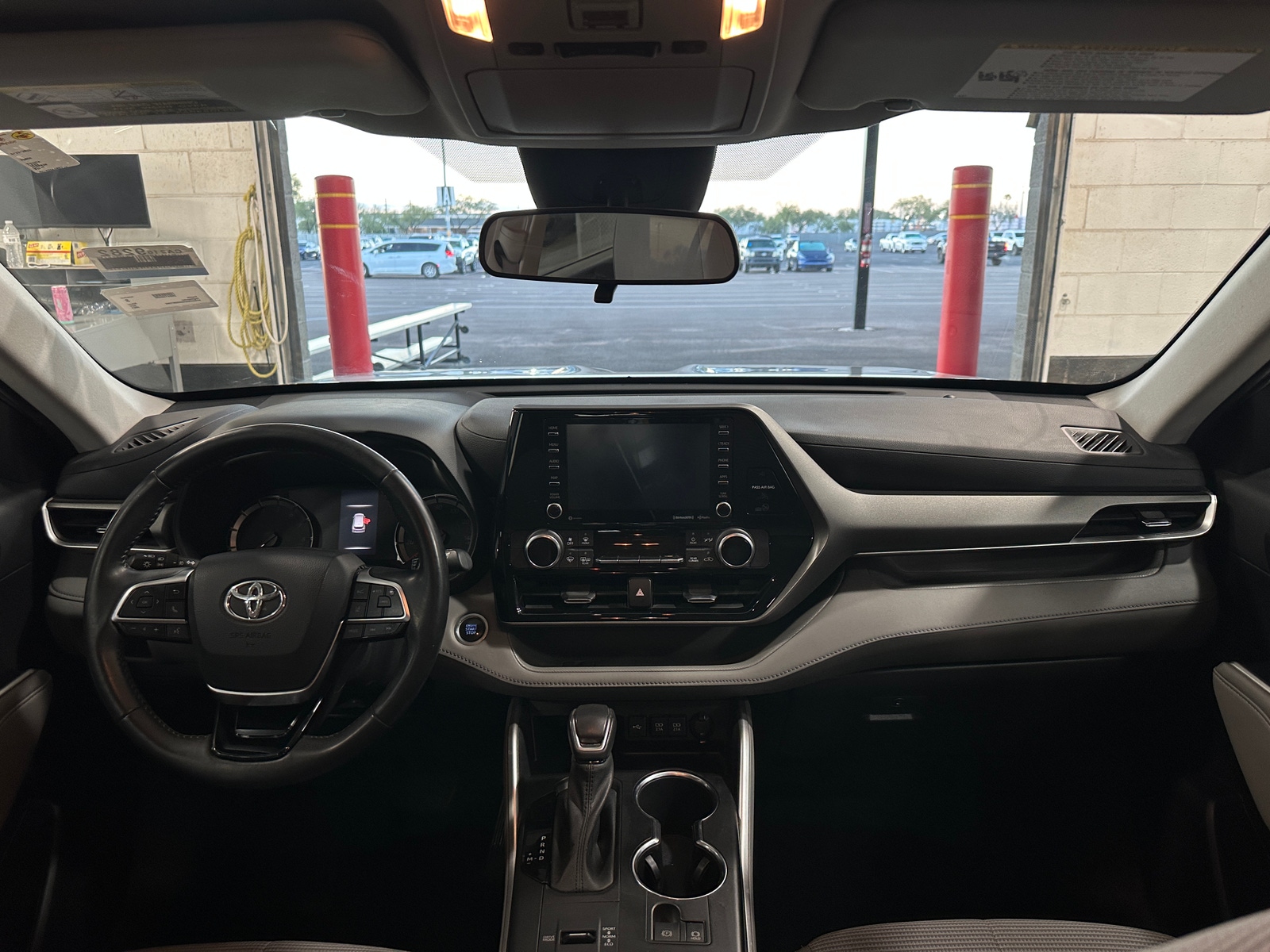 Thumbnail: 2021 Toyota Highlander - 3