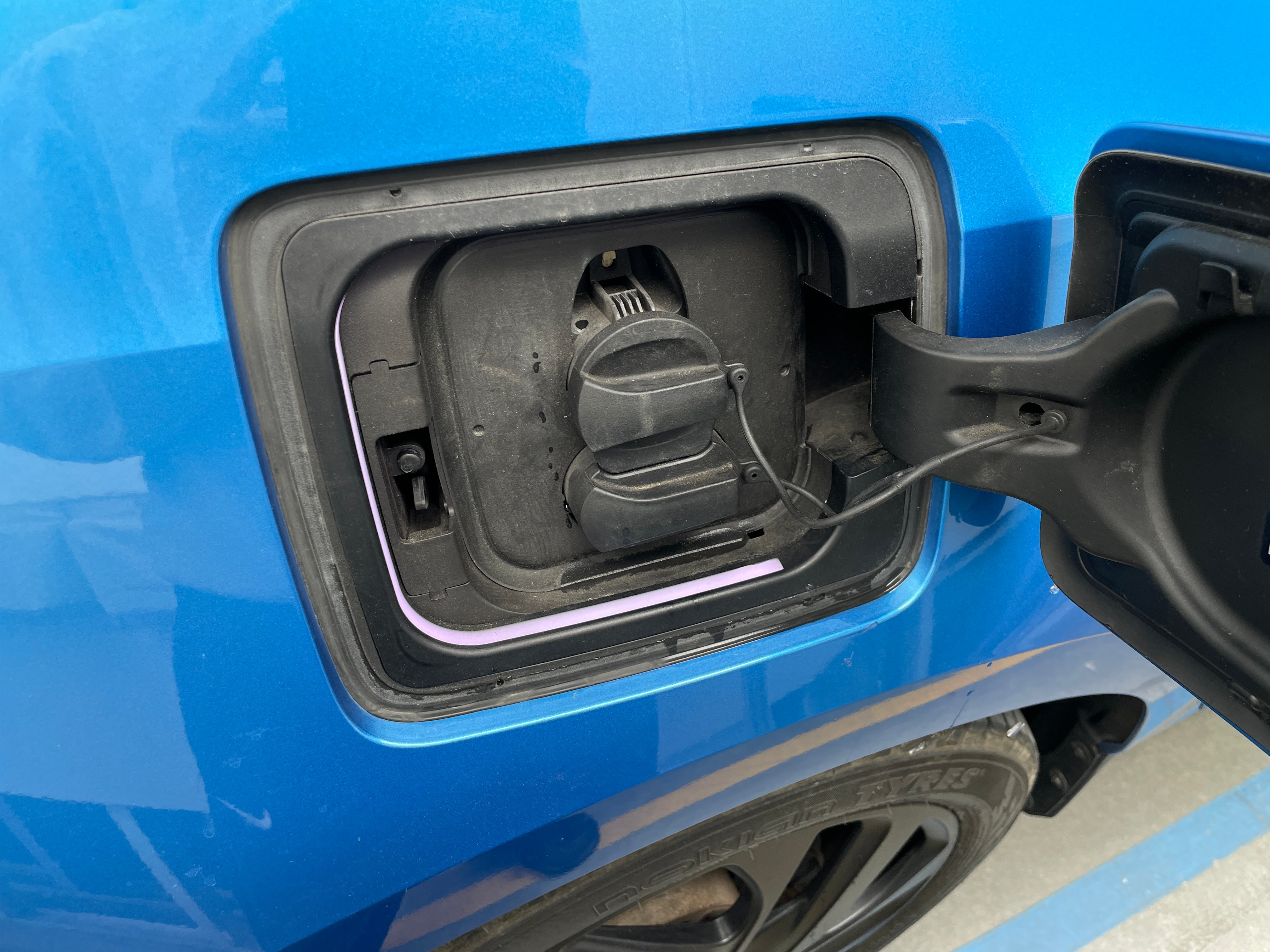 Used 2017 BMW i3 Base with VIN WBY1Z6C51HV548140 for sale in Oak Creek, WI