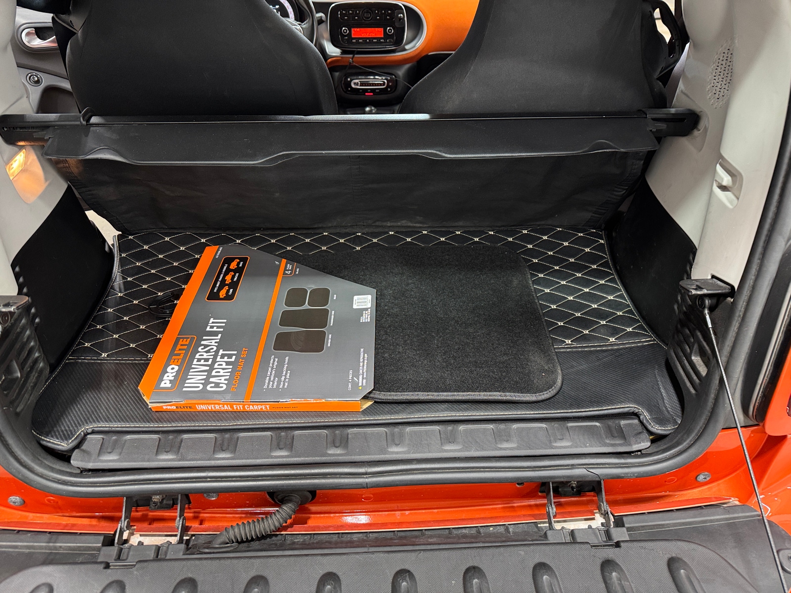 Thumbnail: 2016 smart fortwo - 5