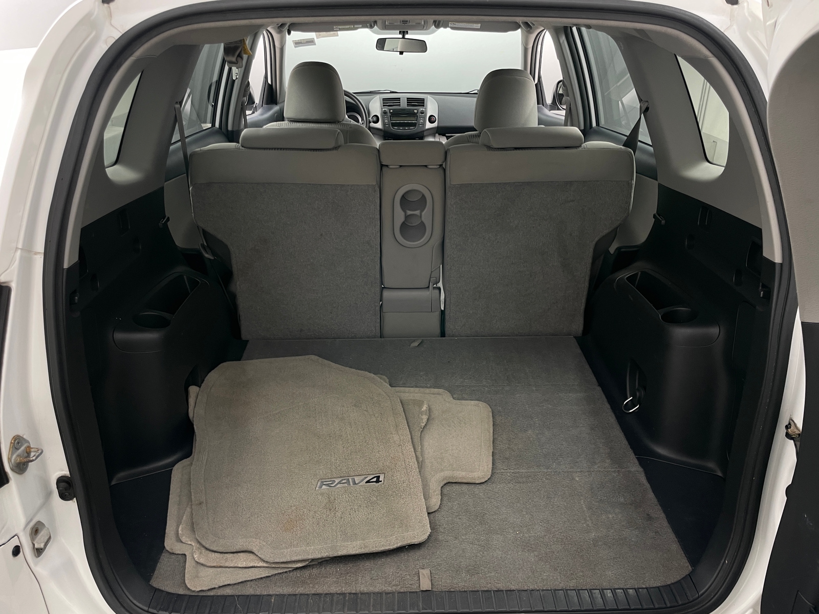 Thumbnail: 2010 Toyota RAV4 - 7