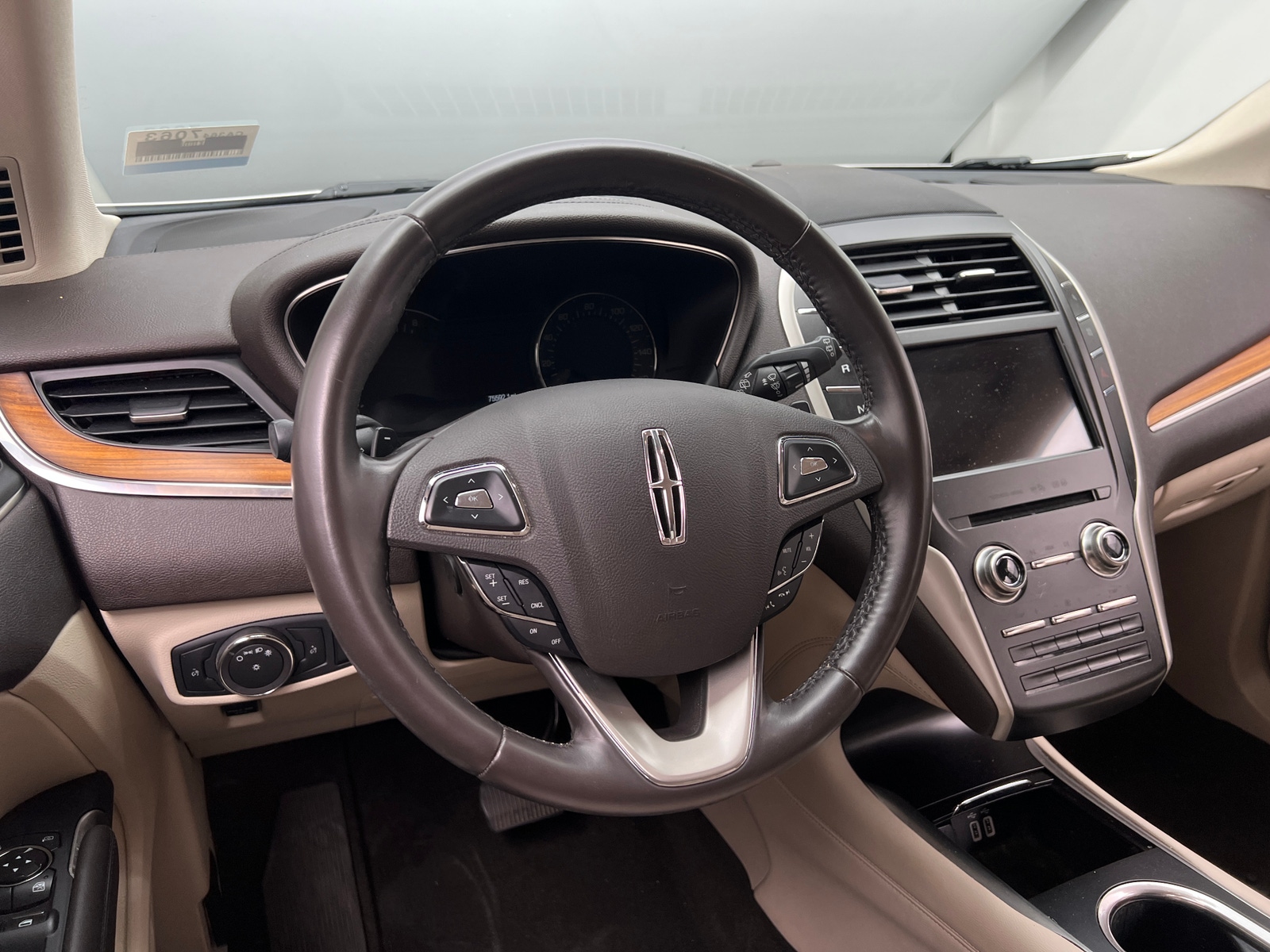 Thumbnail: 2019 Lincoln MKC - 4