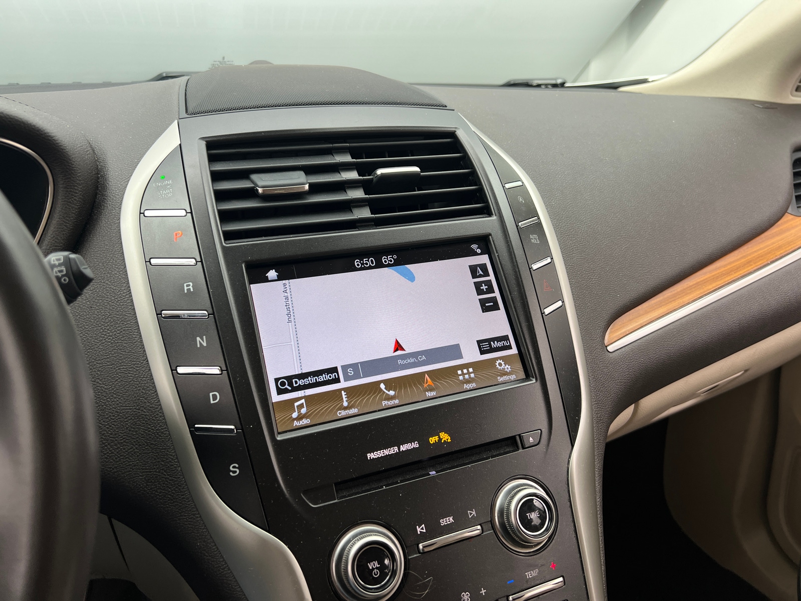 Thumbnail: 2019 Lincoln MKC - 3