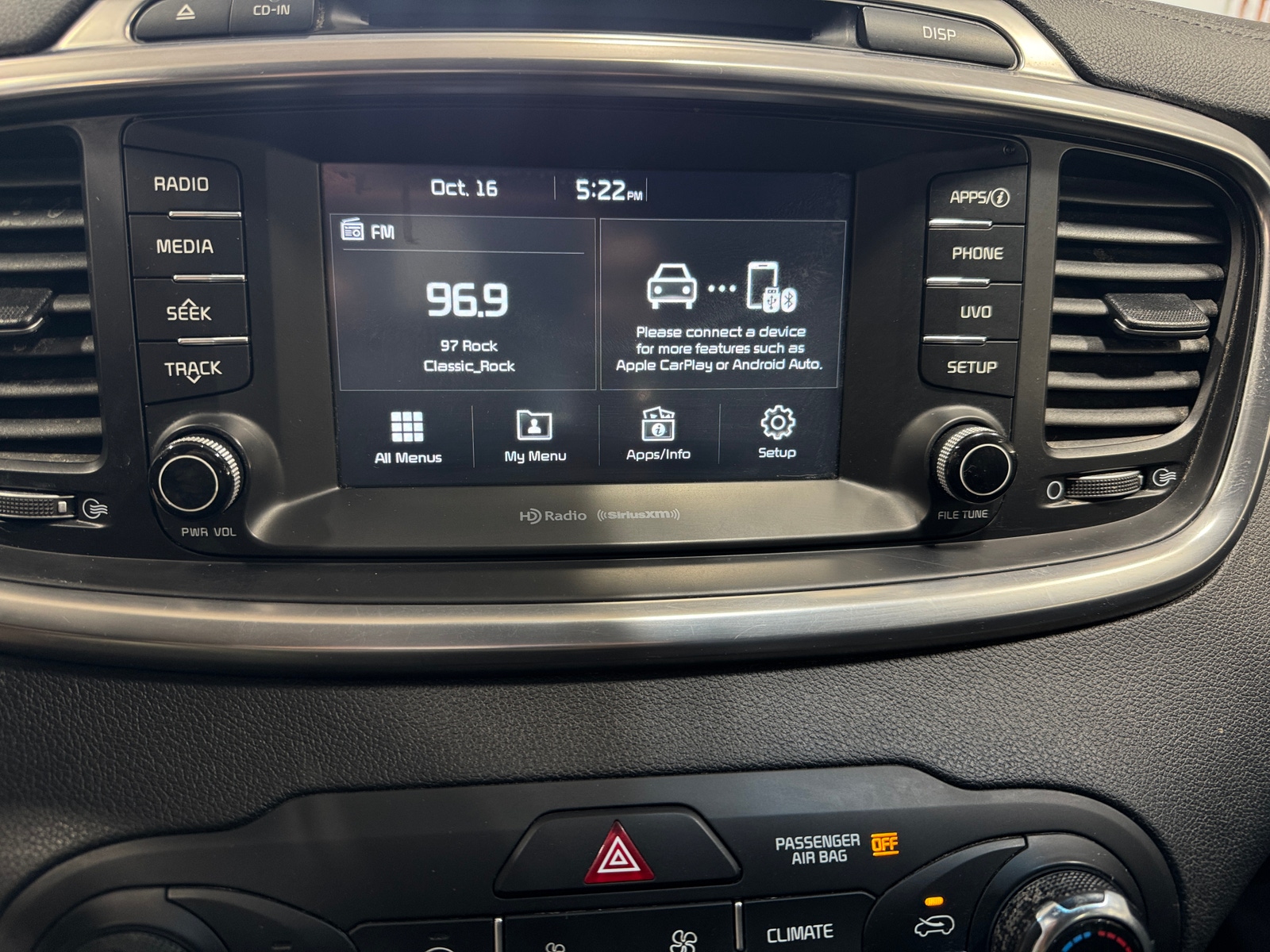 Thumbnail: 2017 Kia Sorento - 3