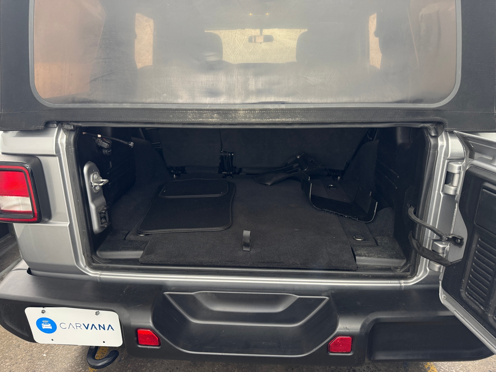 Thumbnail: 2020 Jeep Wrangler - 7