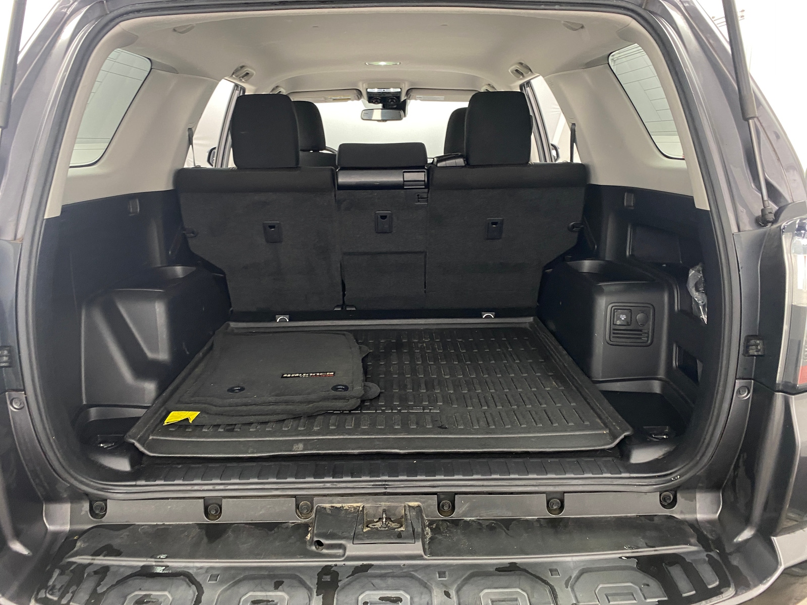 Thumbnail: 2021 Toyota 4Runner - 7