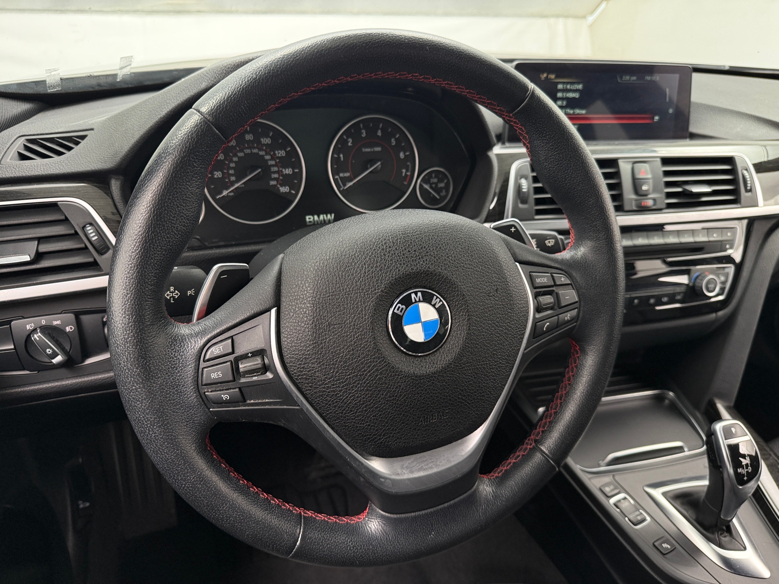 Thumbnail: 2016 BMW 3 Series - 4