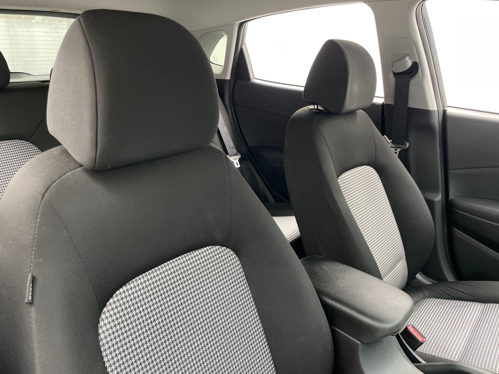Thumbnail: 2019 Hyundai Kona - 2