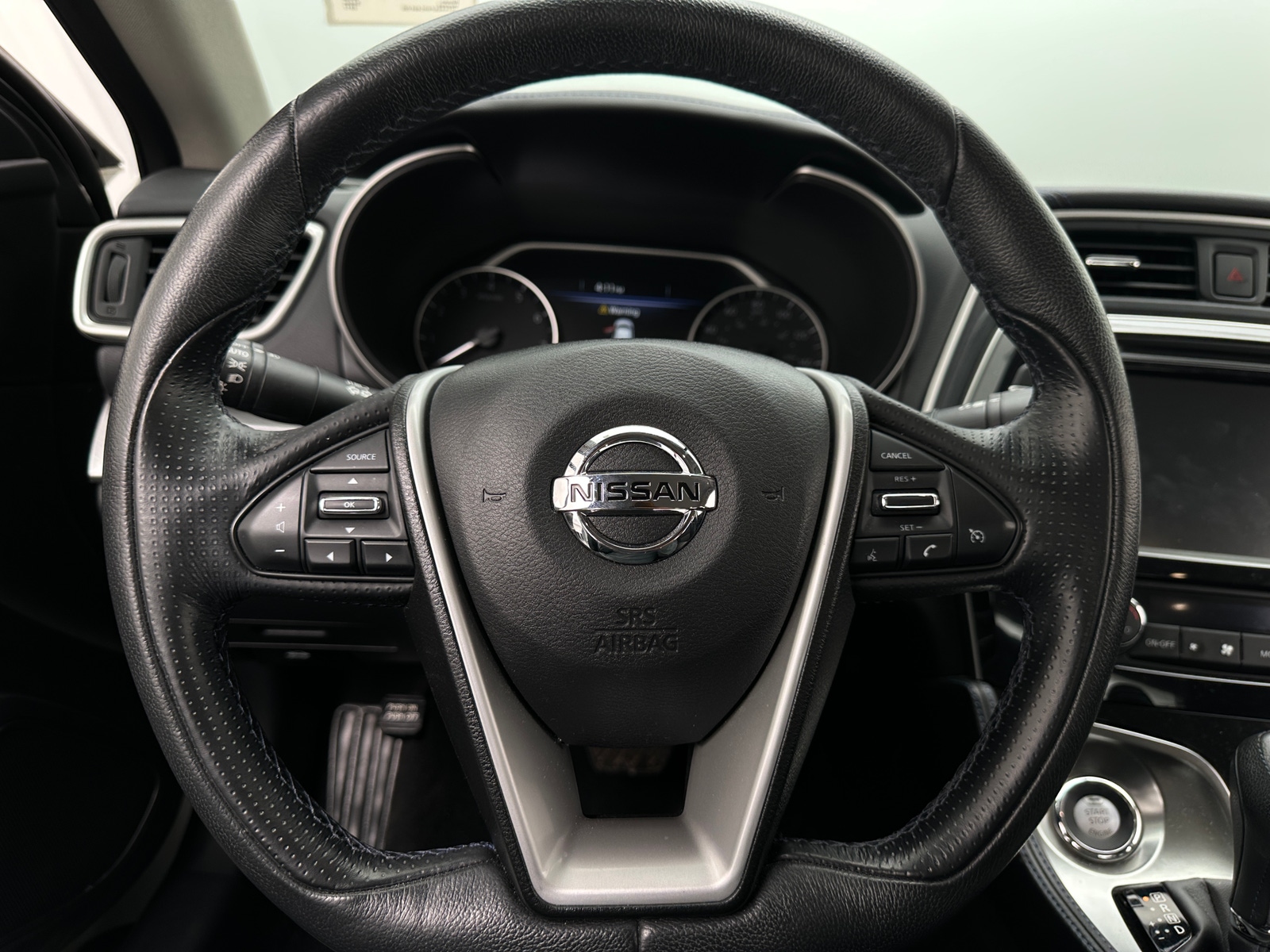Thumbnail: 2017 Nissan Maxima - 5