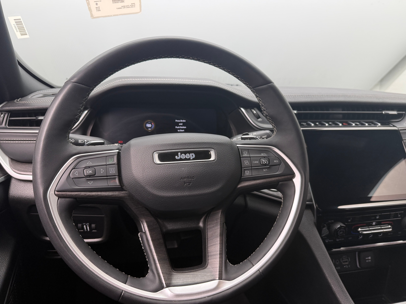 Thumbnail: 2024 Jeep Grand Cherokee - 4