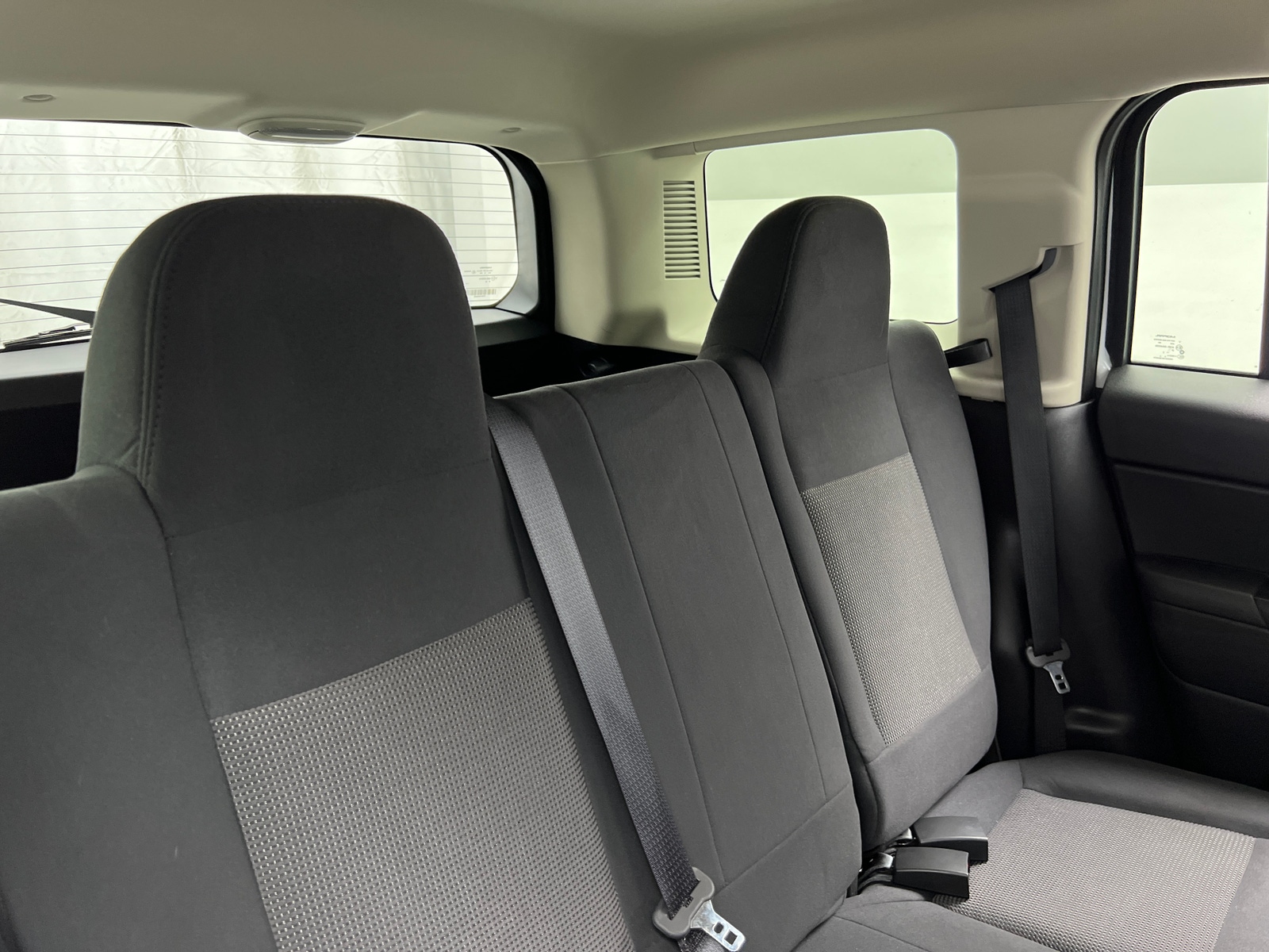 Thumbnail: 2014 Jeep Patriot - 6