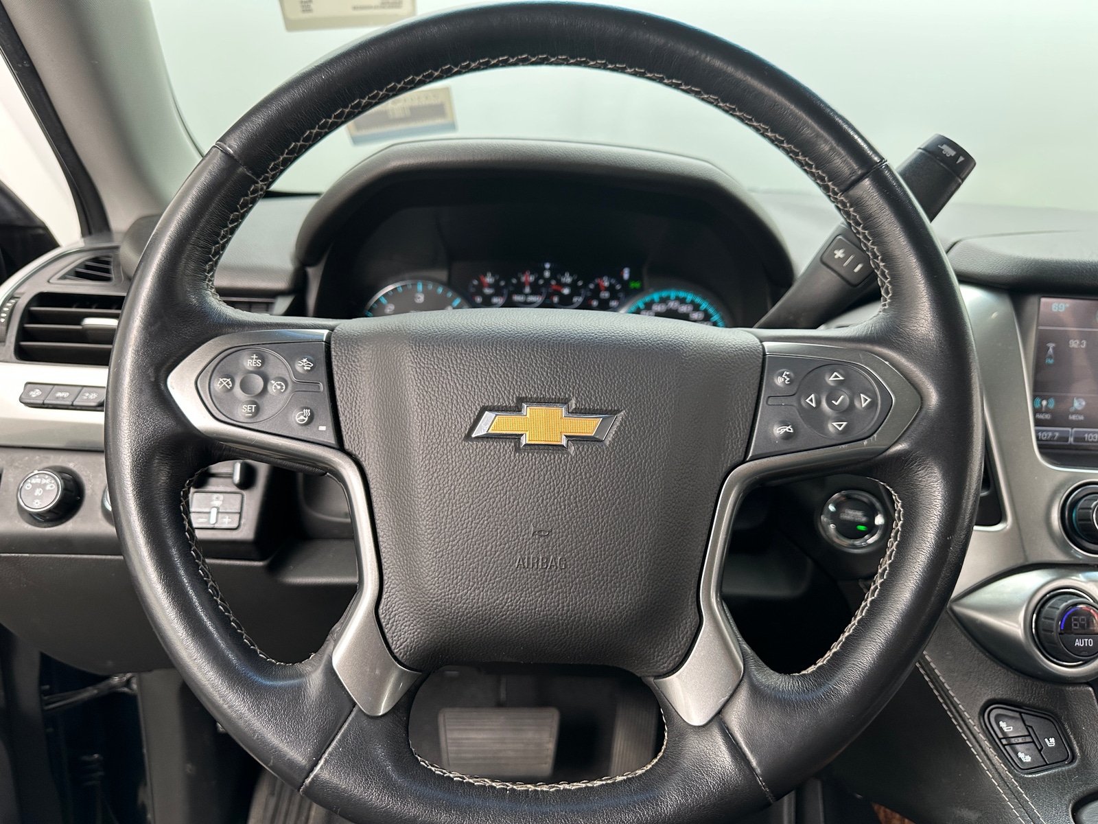 Thumbnail: 2020 Chevrolet Suburban - 4