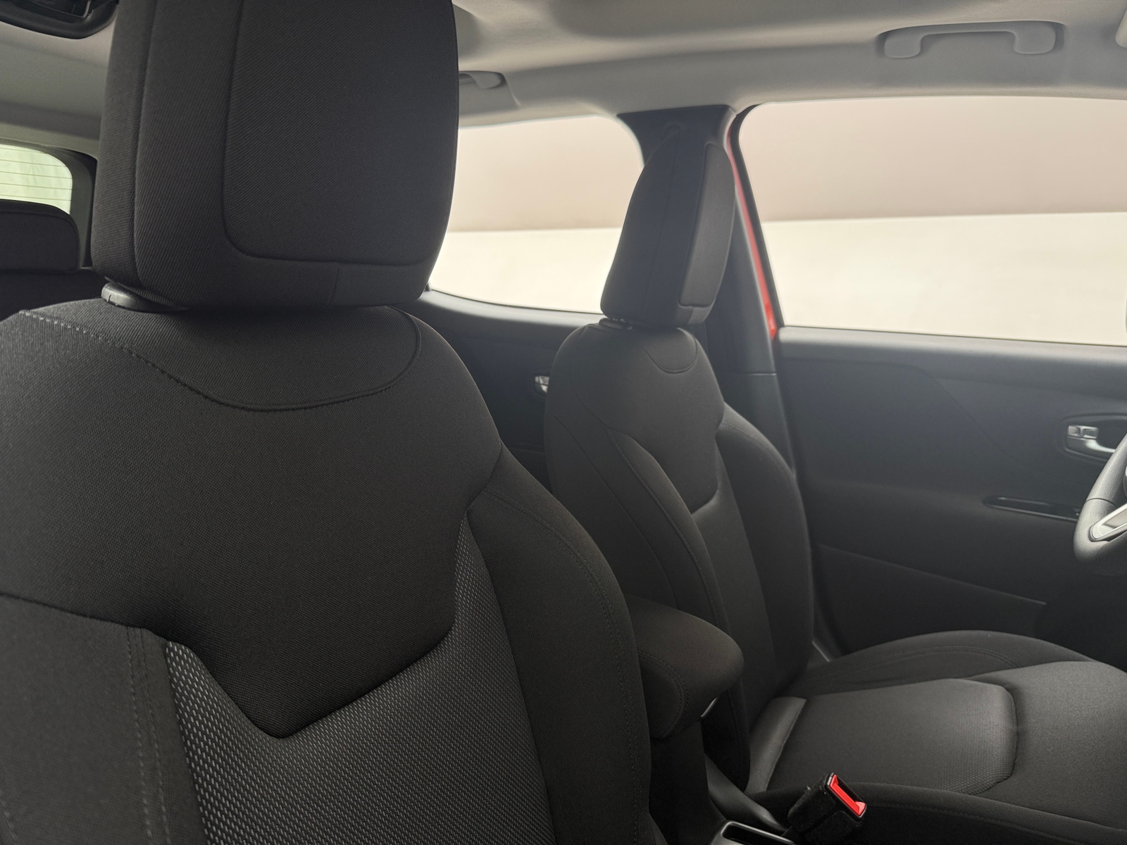 Thumbnail: 2018 Jeep Renegade - 2