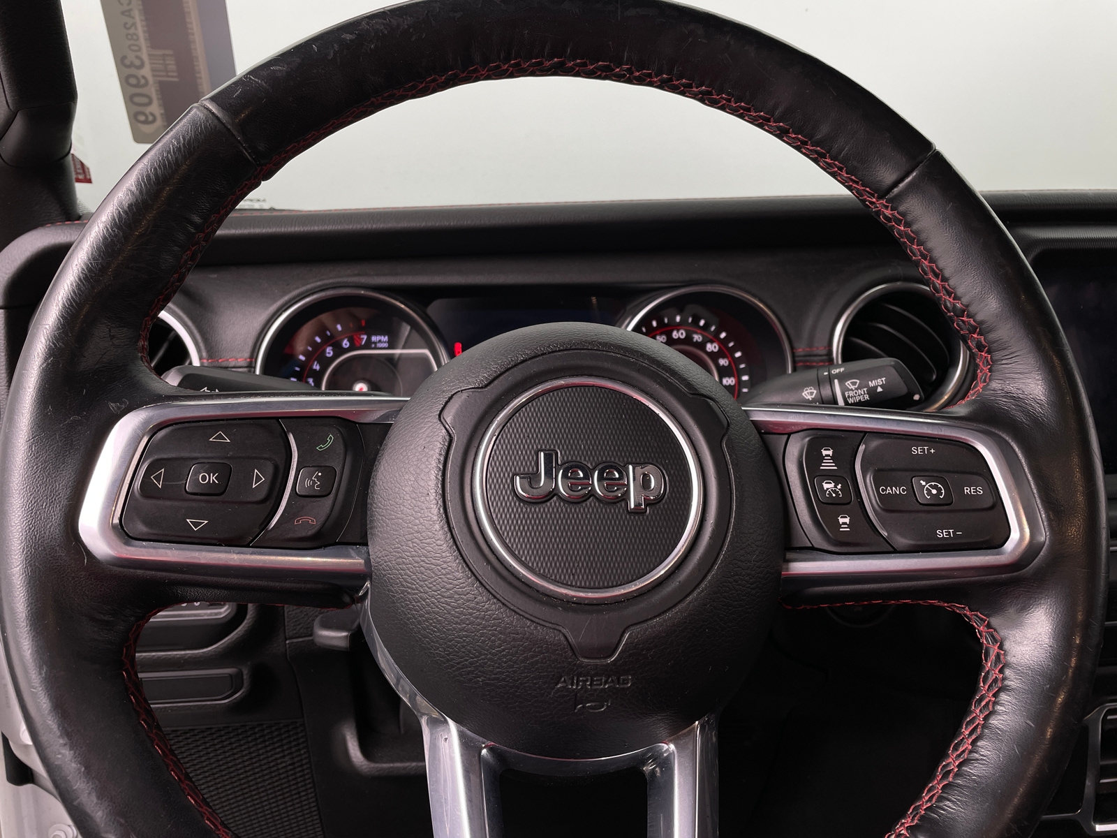 Thumbnail: 2020 Jeep Gladiator - 4