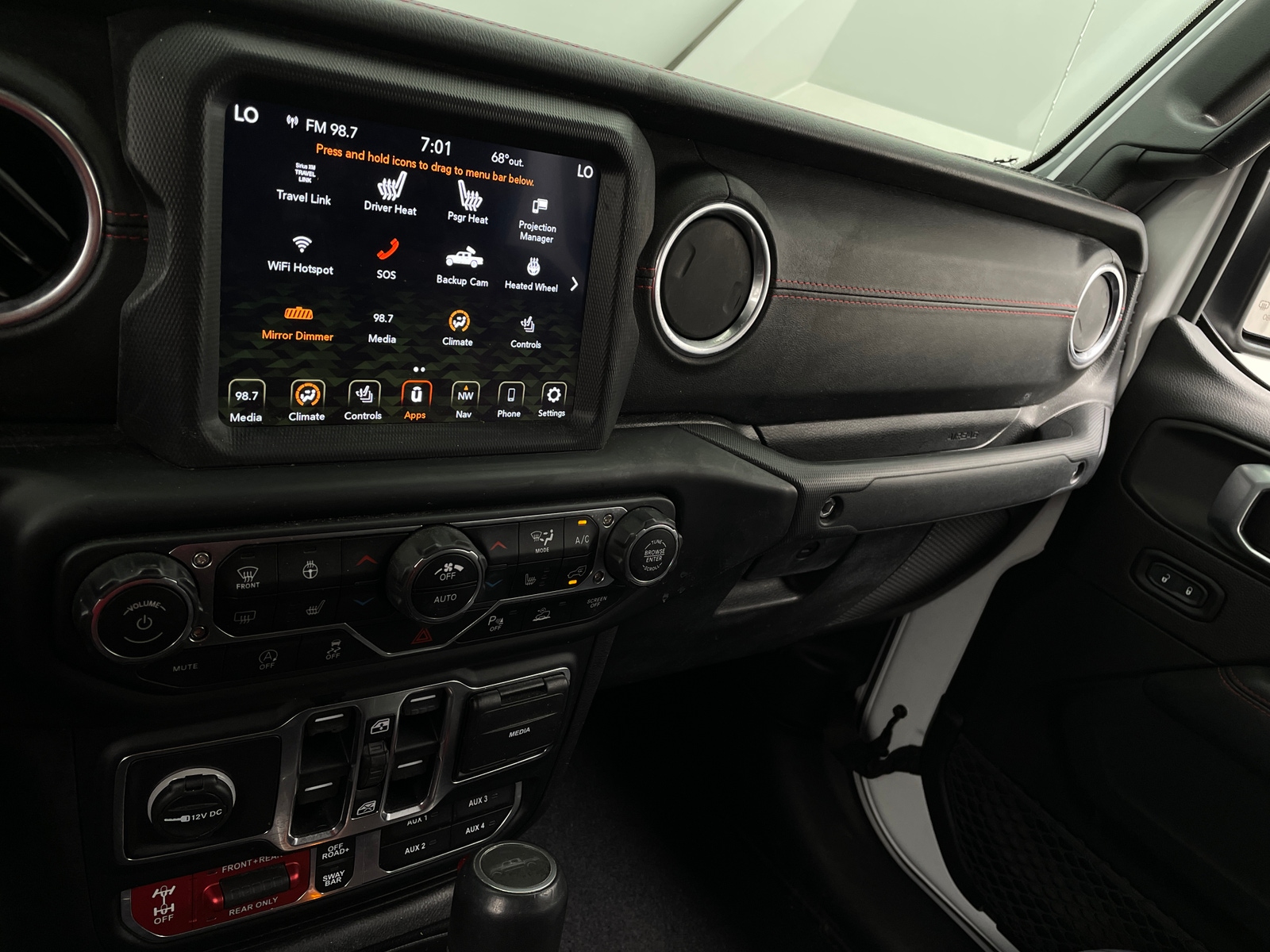 Thumbnail: 2020 Jeep Gladiator - 3