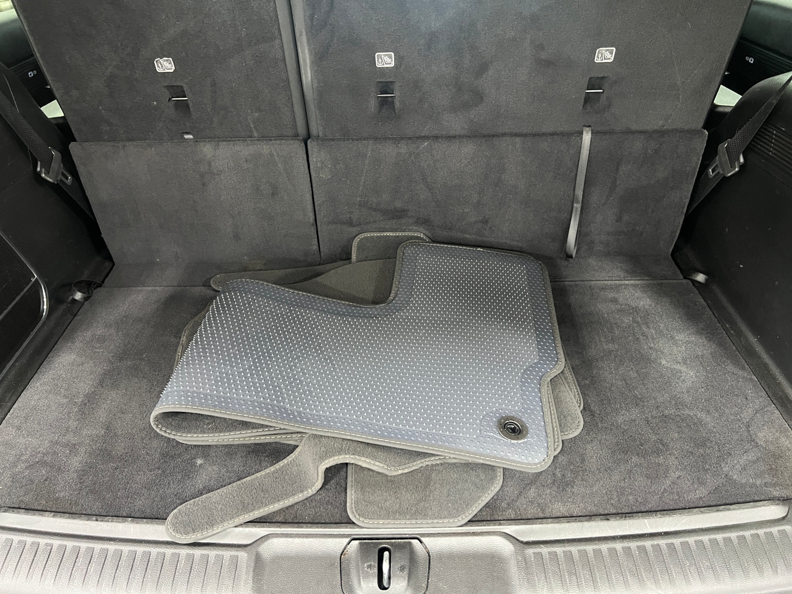 Thumbnail: 2024 Jeep Wagoneer - 6