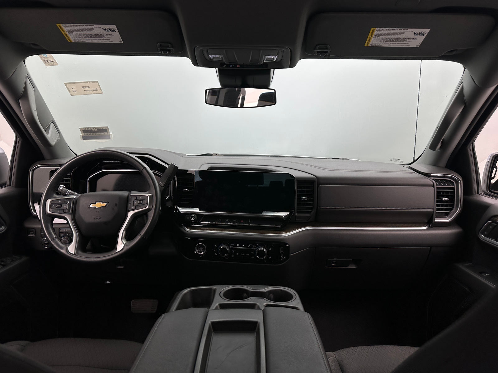 Thumbnail: 2022 Chevrolet Silverado 1500 - 3