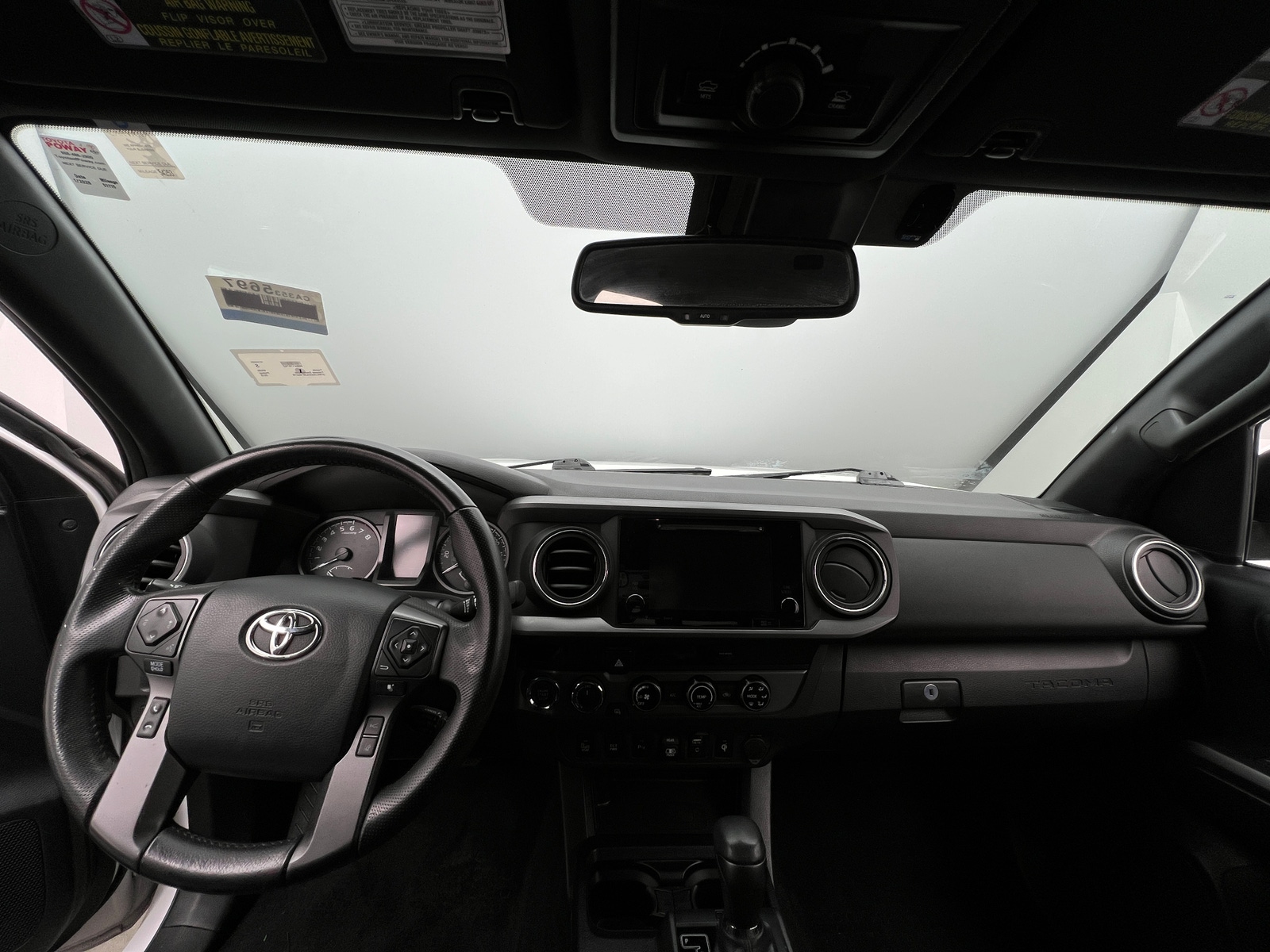 Thumbnail: 2018 Toyota Tacoma - 3