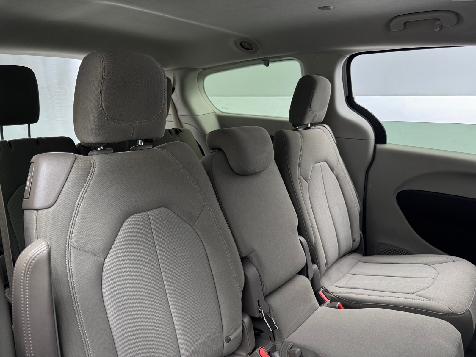 Thumbnail: 2019 Chrysler Pacifica - 6