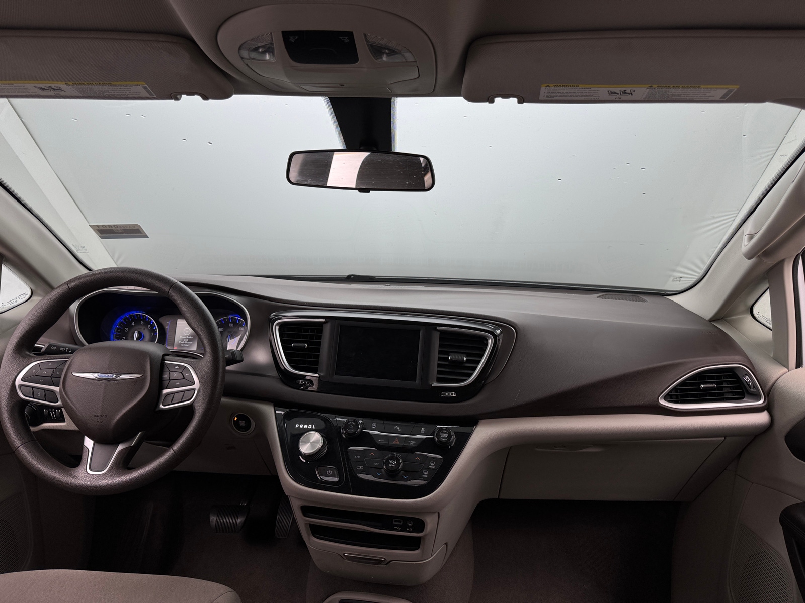 Thumbnail: 2019 Chrysler Pacifica - 3