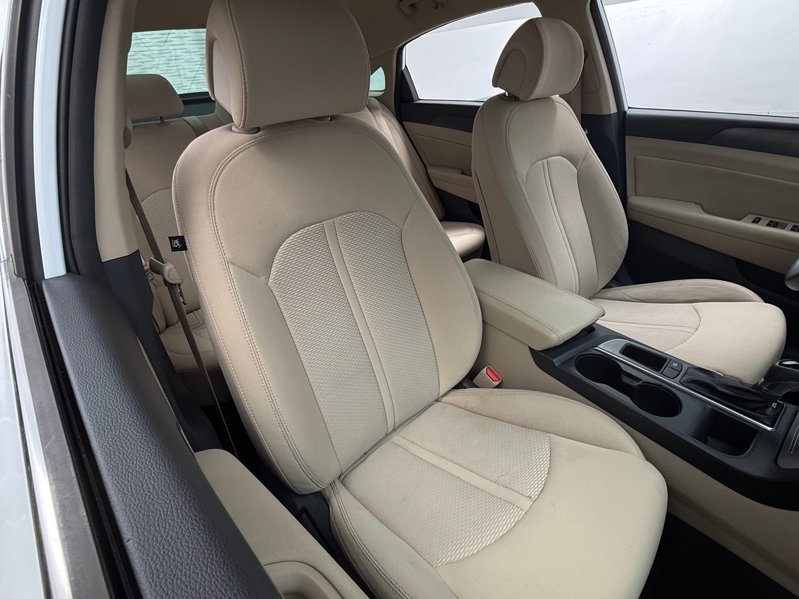 Thumbnail: 2015 Hyundai Sonata - 2