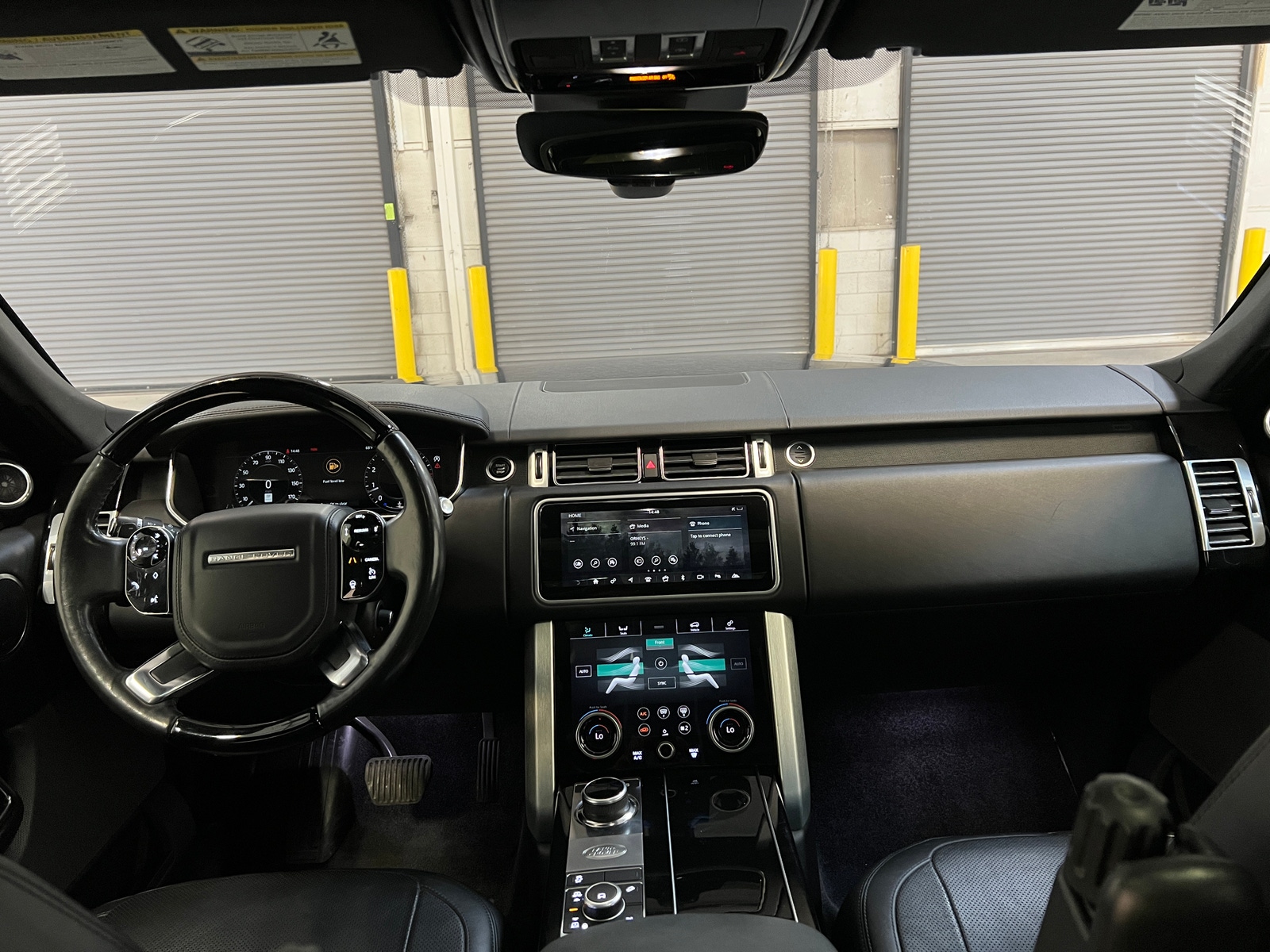 Thumbnail: 2018 Land Rover Range Rover - 2