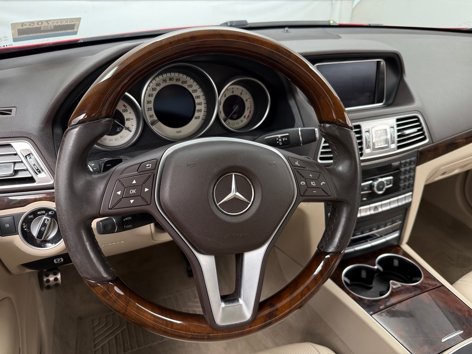 Thumbnail: 2014 Mercedes-Benz E-Class - 3