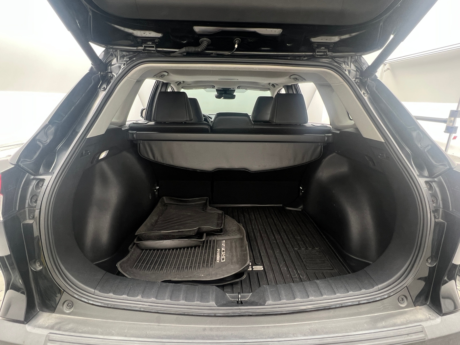 Thumbnail: 2023 Toyota Corolla Cross - 6