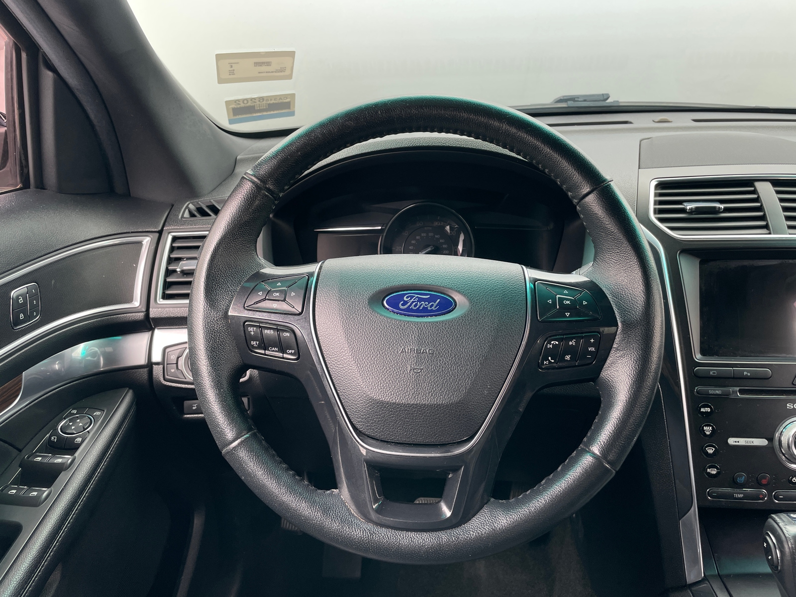 Thumbnail: 2018 Ford Explorer - 4