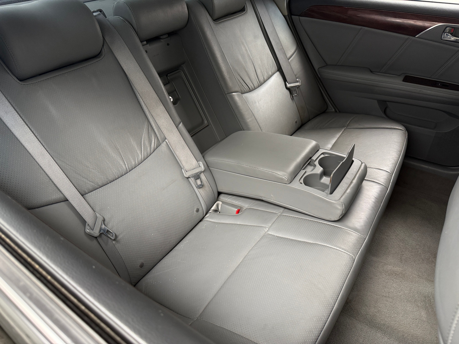 Thumbnail: 2010 Toyota Avalon - 5