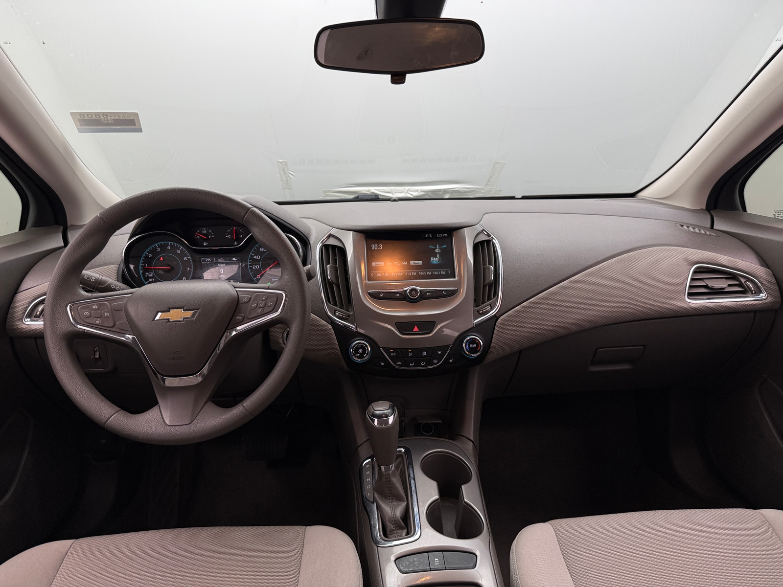 Thumbnail: 2017 Chevrolet Cruze - 3