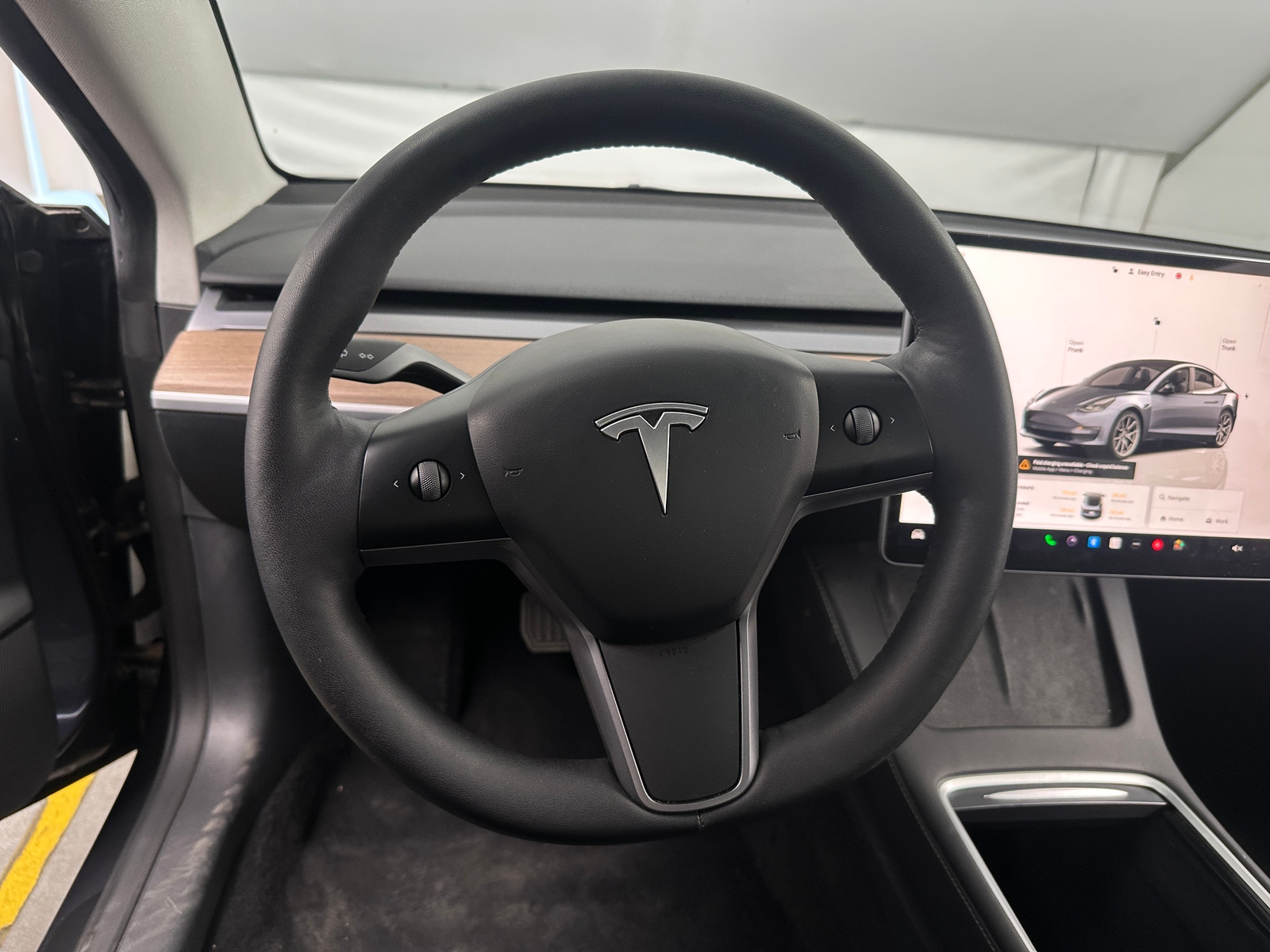 Thumbnail: 2023 Tesla Model 3 - 4