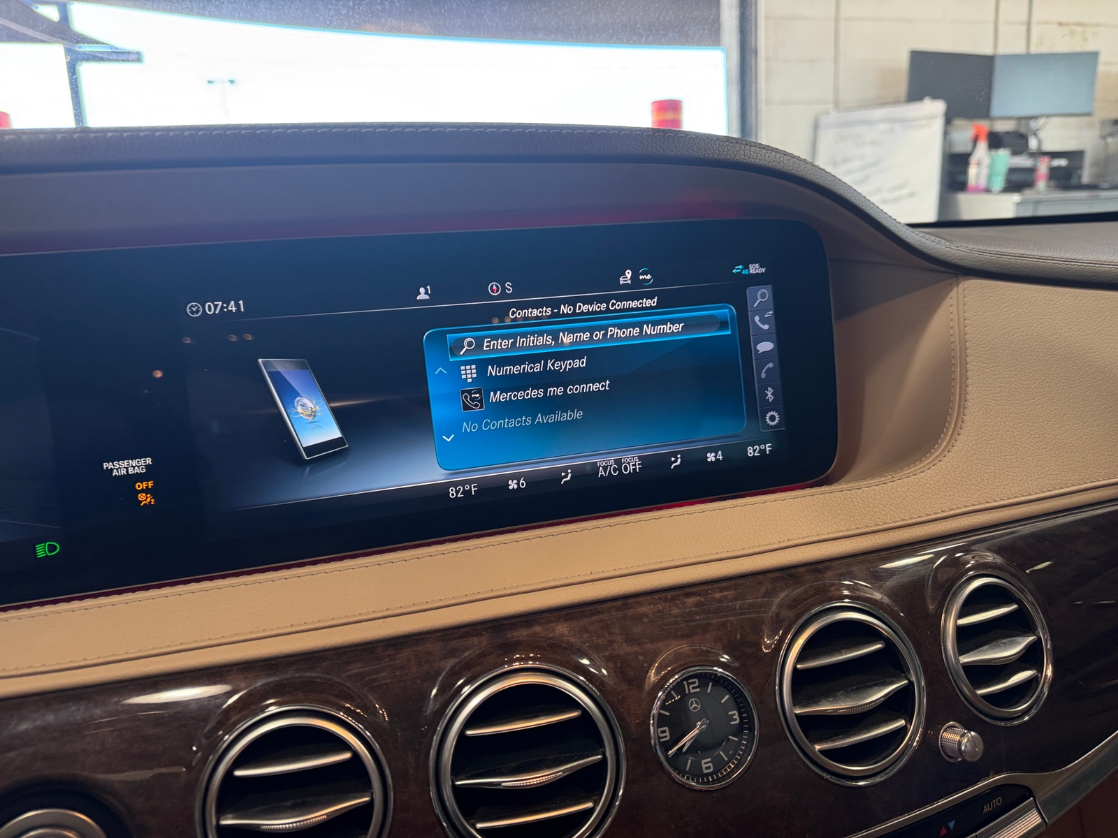 Thumbnail: 2019 Mercedes-Benz S-Class - 3