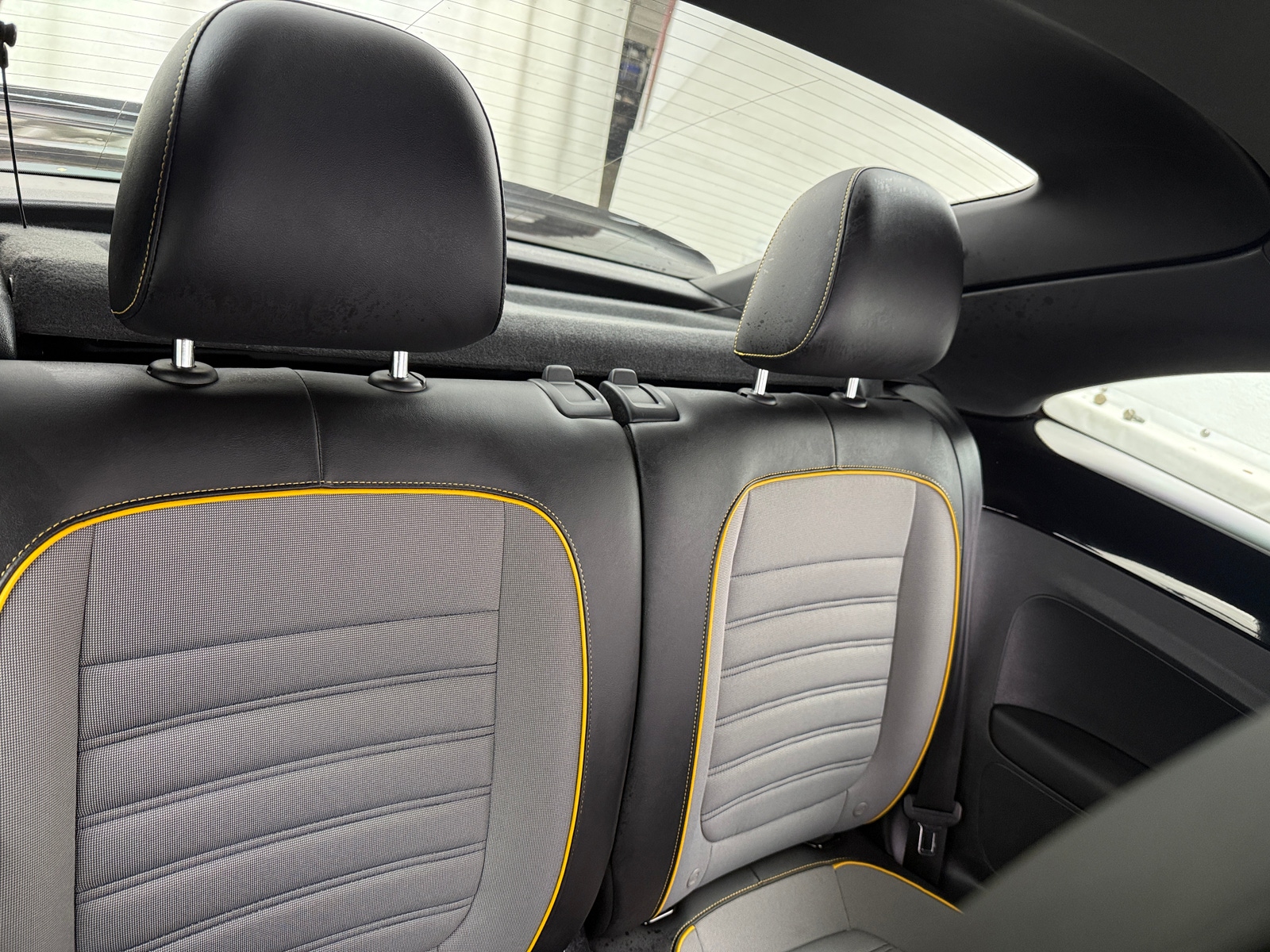 Thumbnail: 2017 Volkswagen Beetle - 6