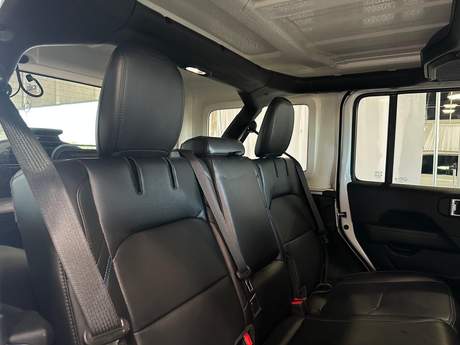 Thumbnail: 2021 Jeep Wrangler - 5