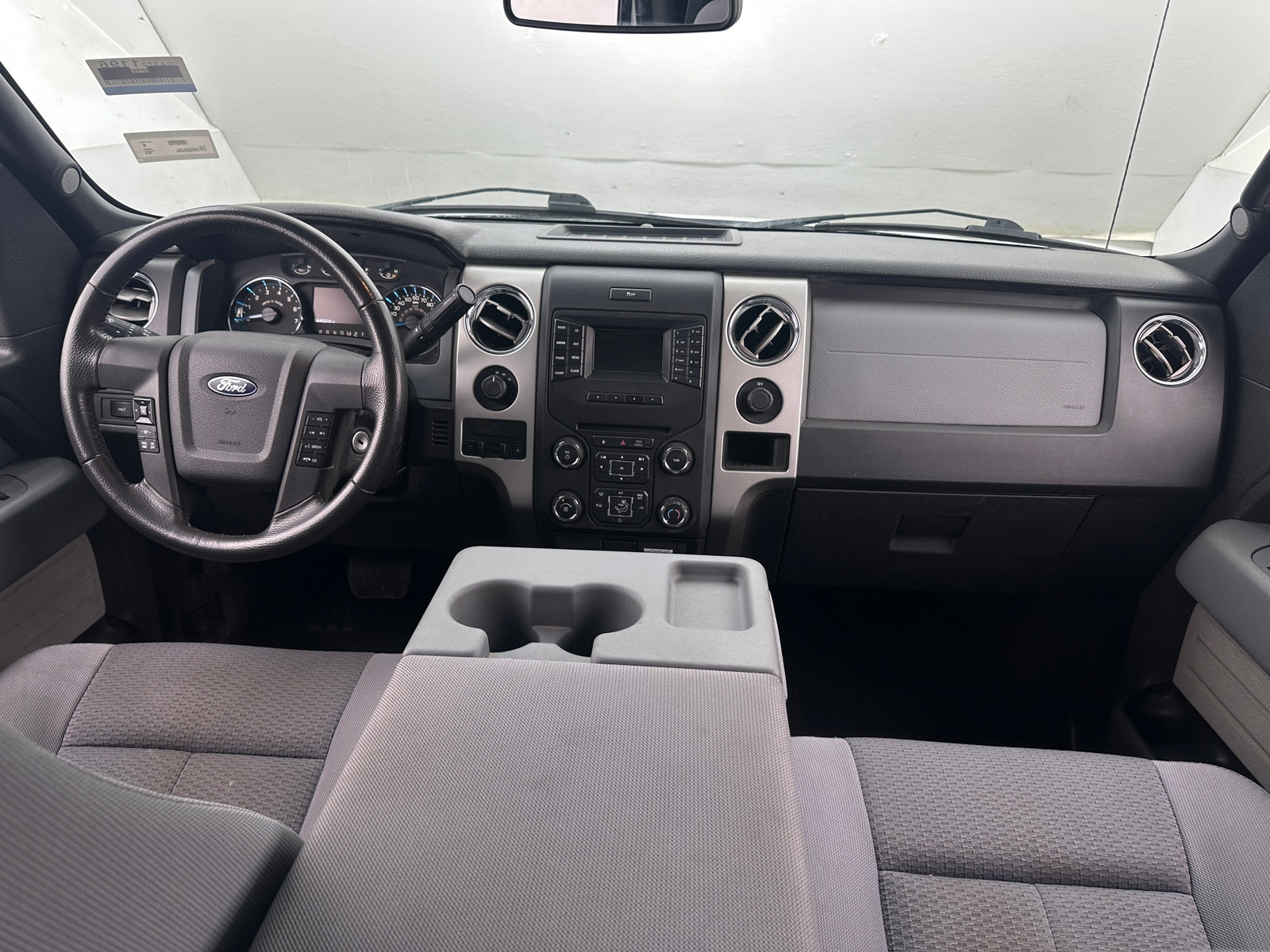 Thumbnail: 2013 Ford Econoline - 3