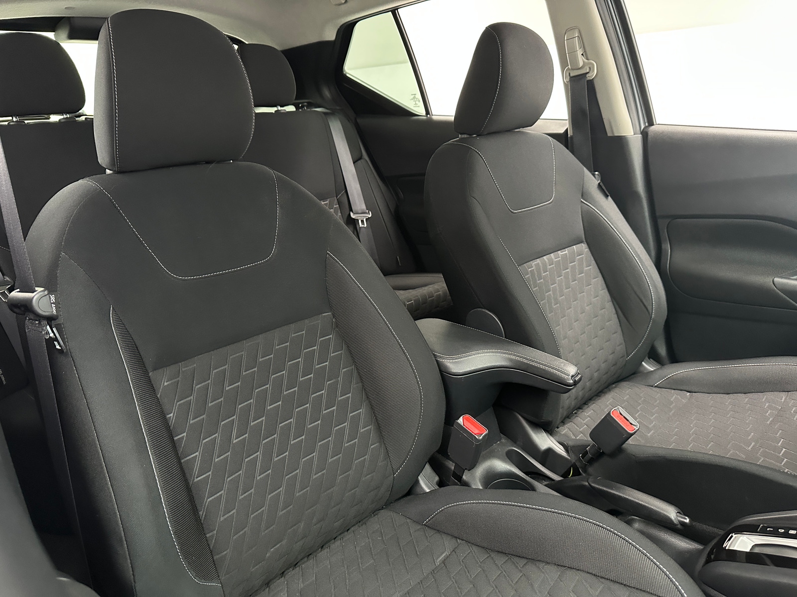 Thumbnail: 2021 Nissan Kicks - 2