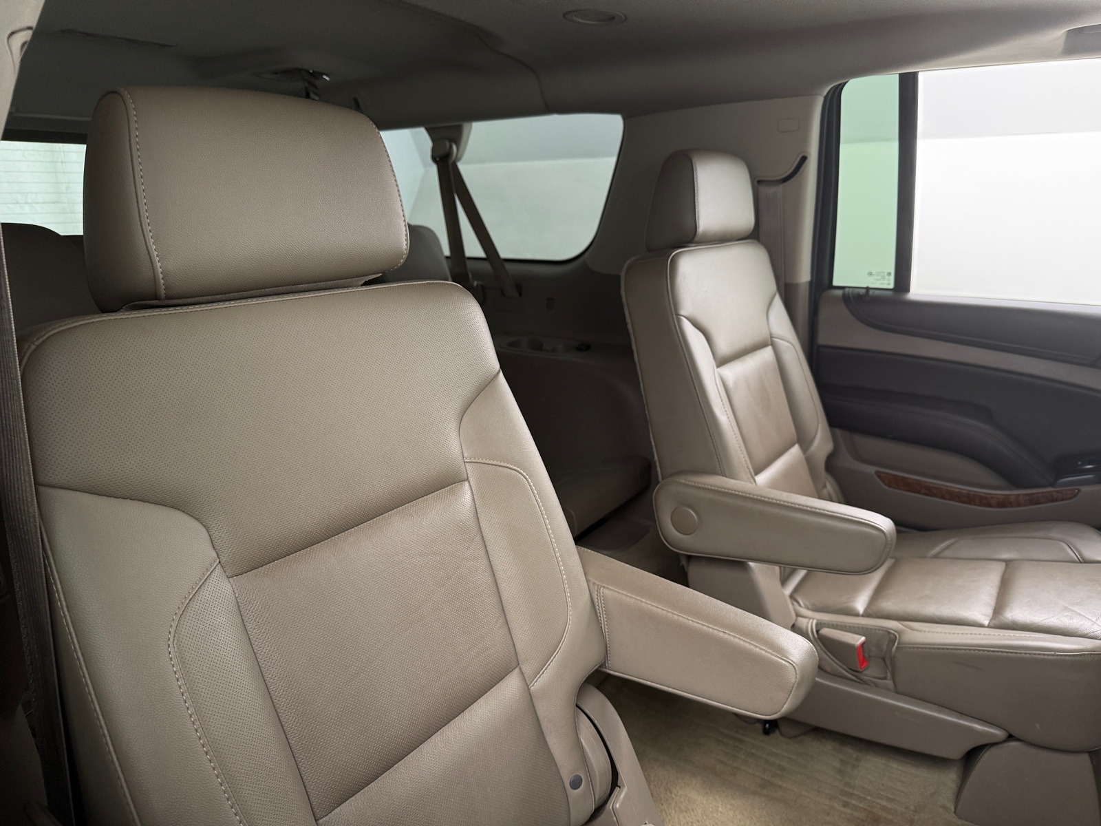 Thumbnail: 2015 Chevrolet Suburban - 5