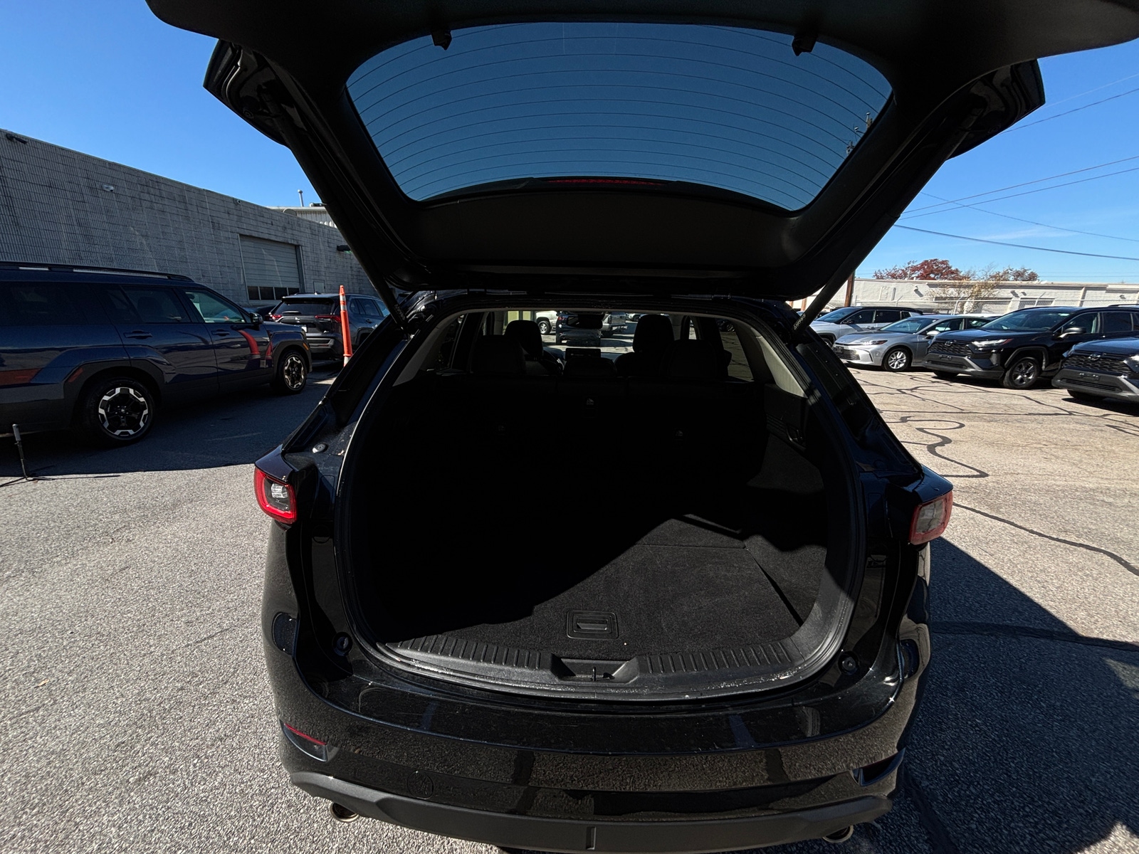 Thumbnail: 2025 Mazda CX-5 - 5